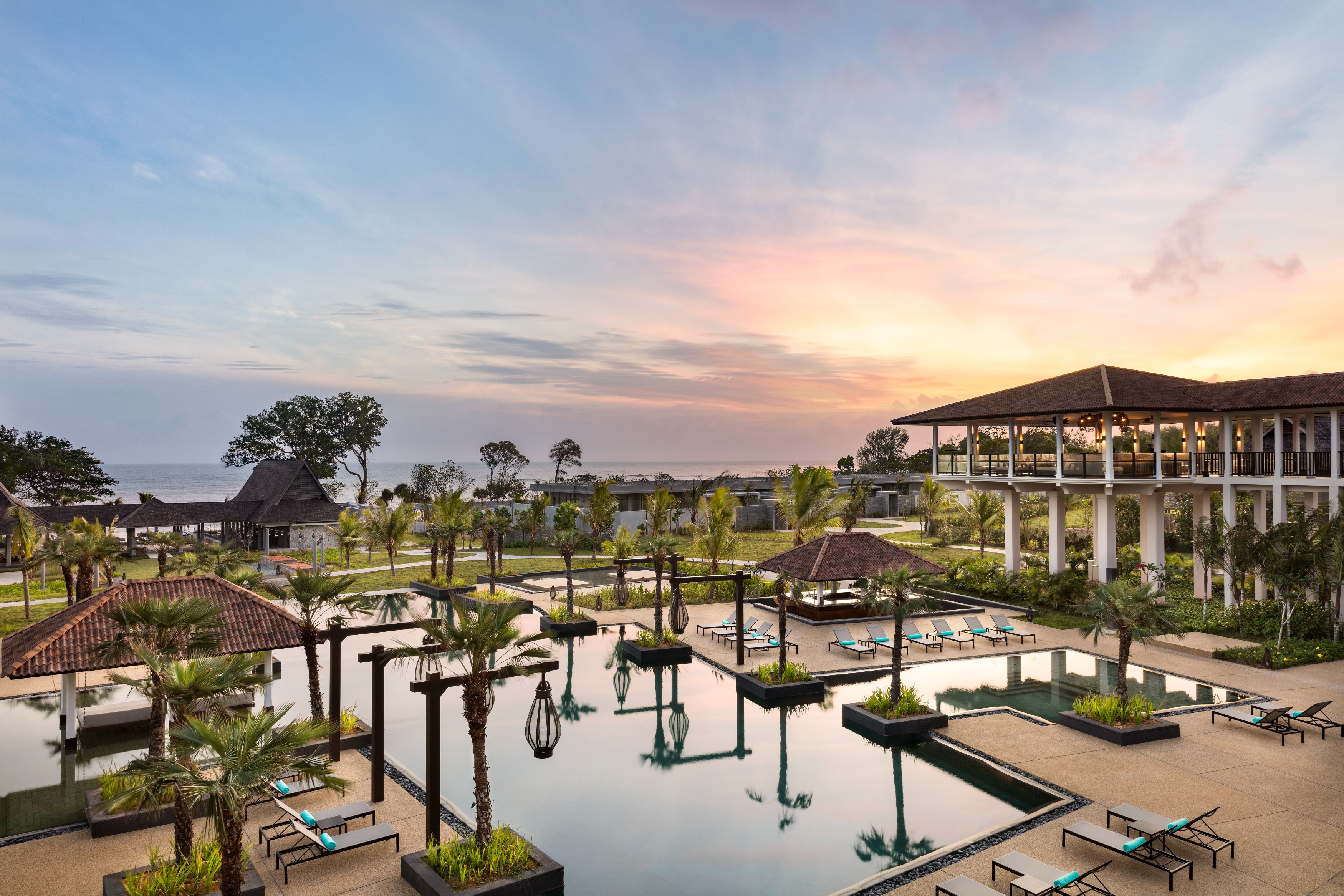 MY - Anantara Desaru Coast - Pool (2).jpg