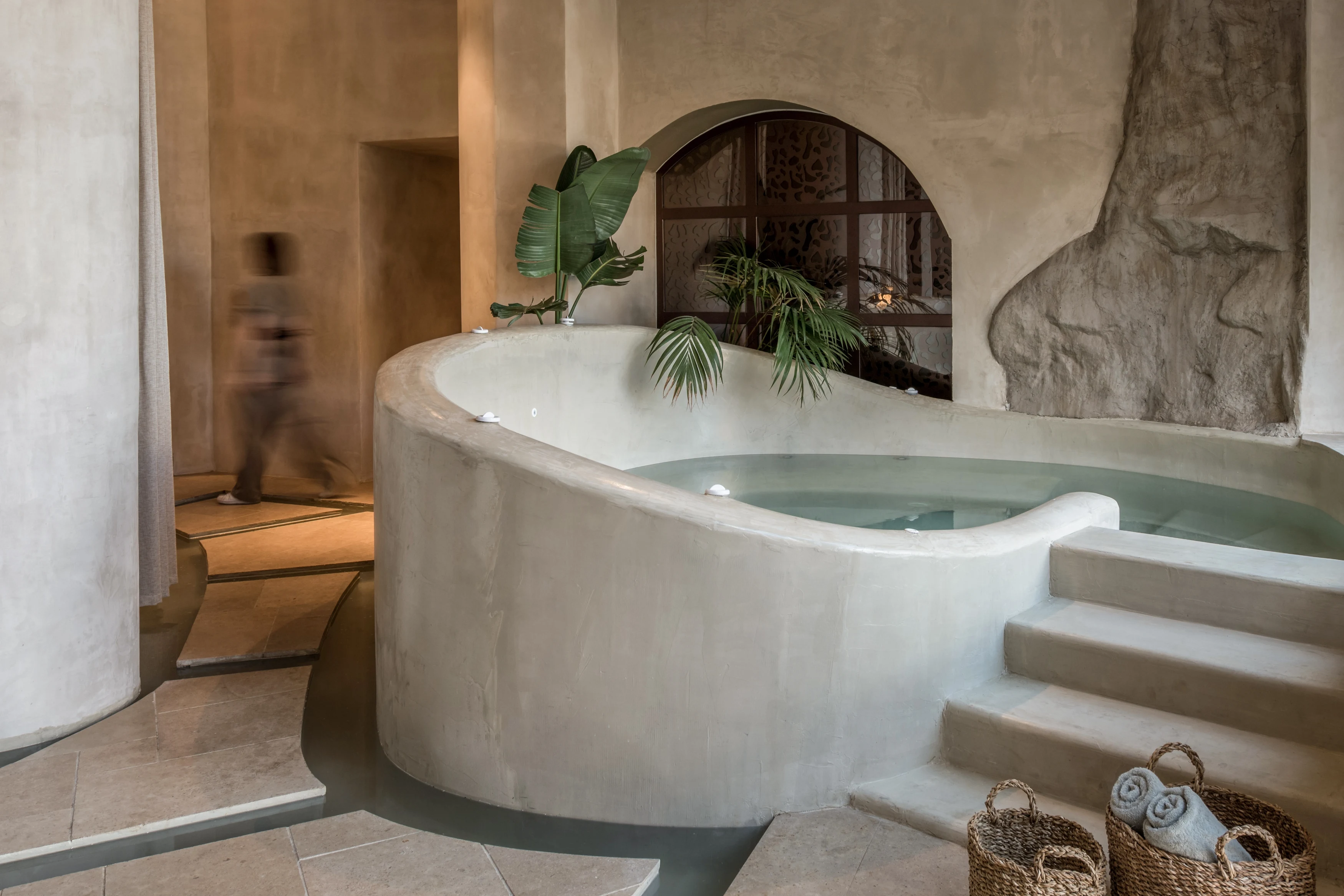 GR - Acro Suites - Spa (4).webp