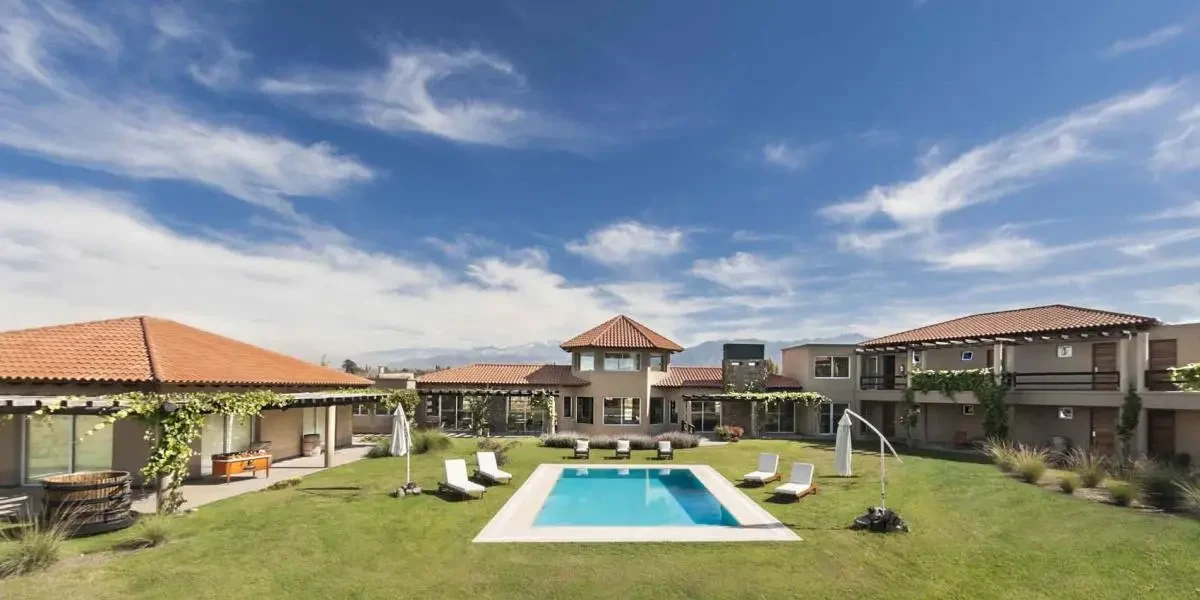 AR - Villa Mansa Mendoza - Beleven (2).webp