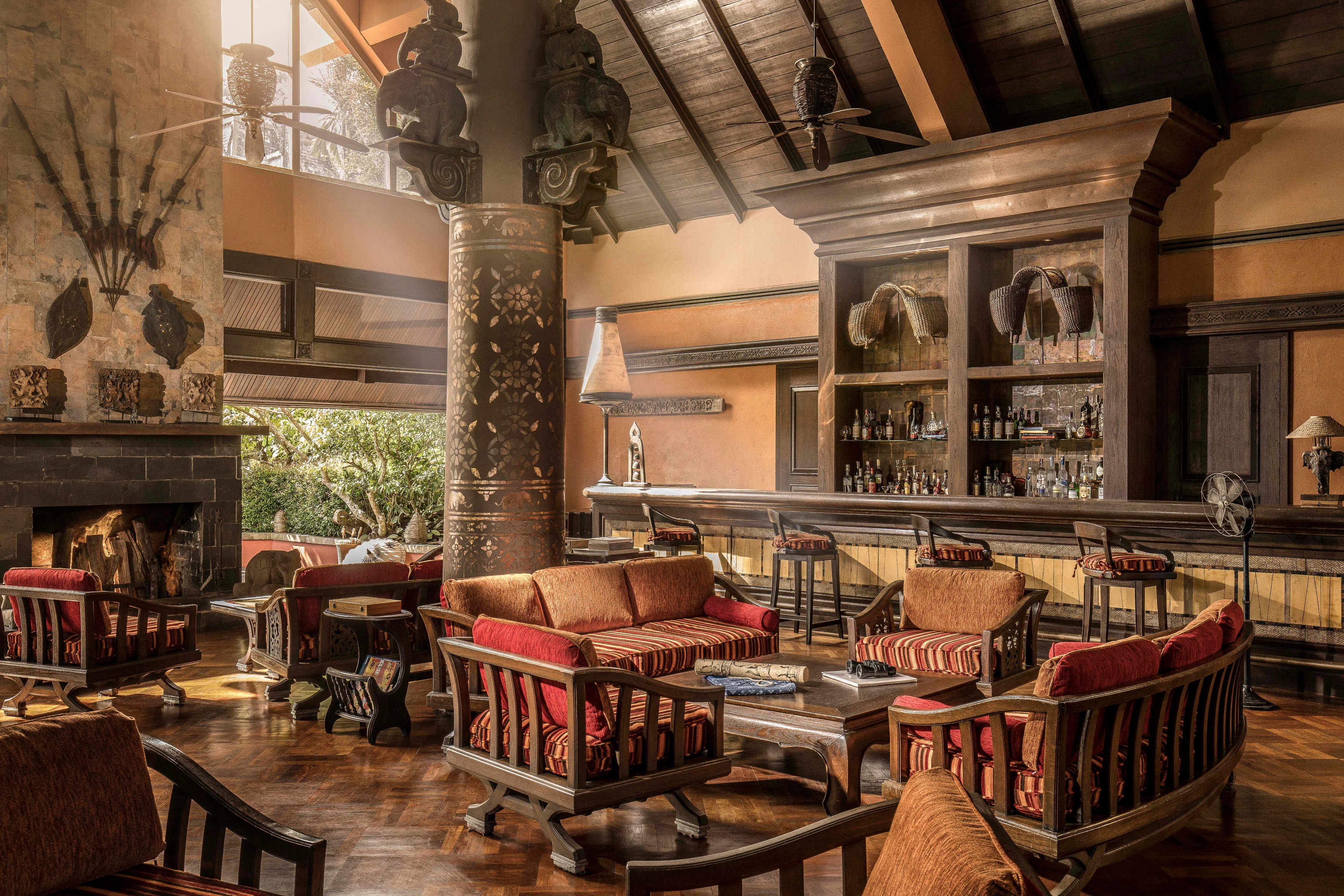 TH - Anantara Golden Triangle - Elephant Bar.webp