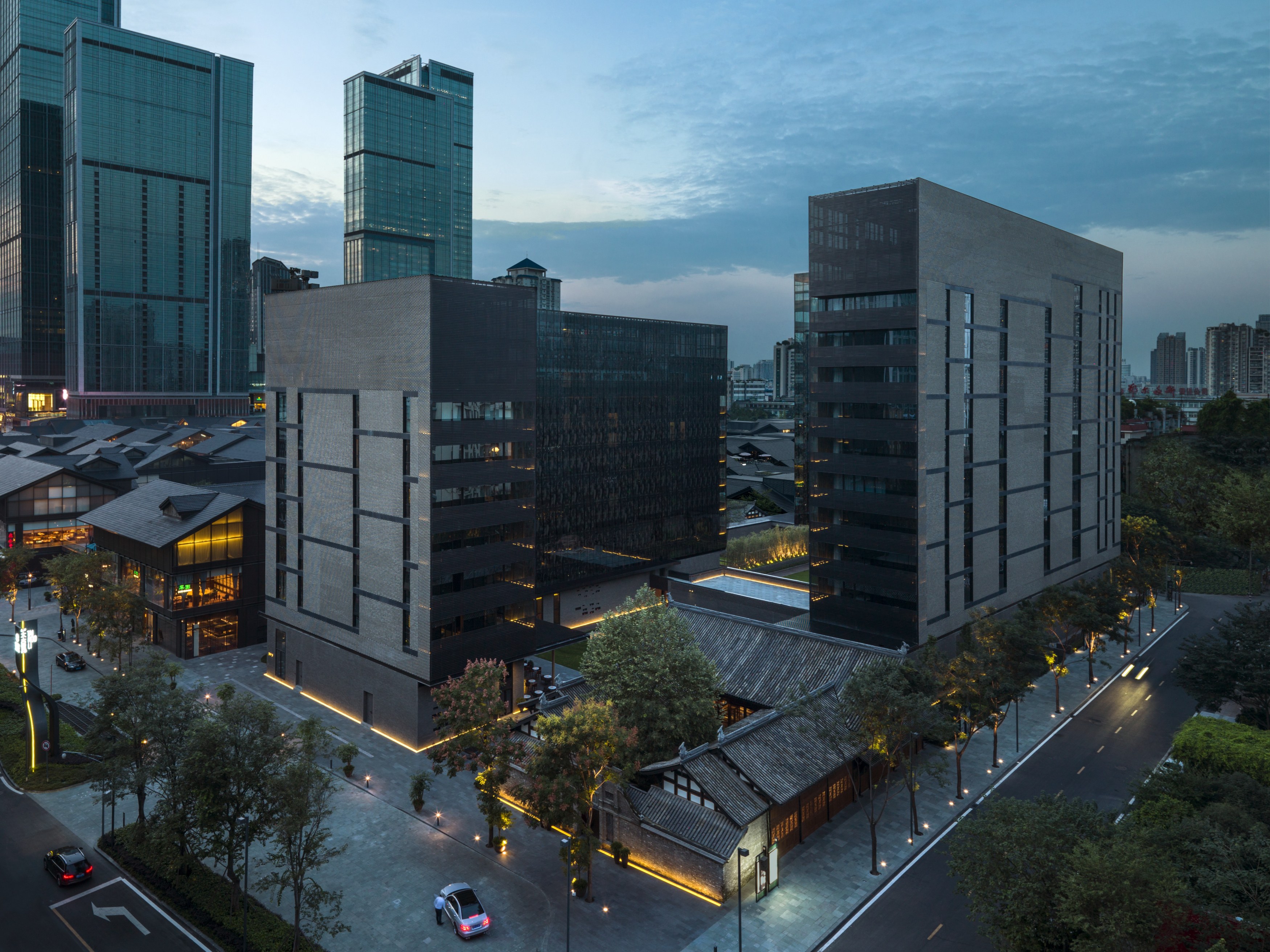 CN - accommmodatie - Upper House Chengdu Exterior TaikooLi_1.jpg