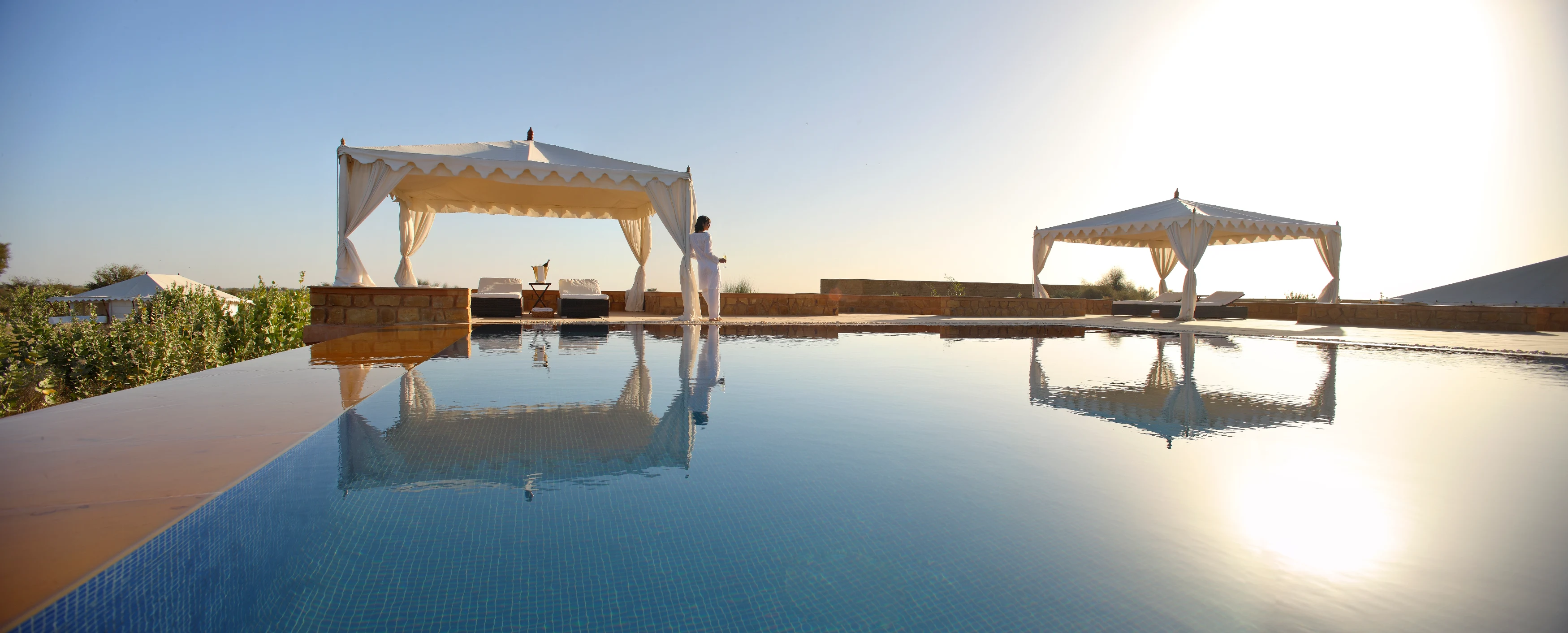 IN - The Serai - Pool-1.webp