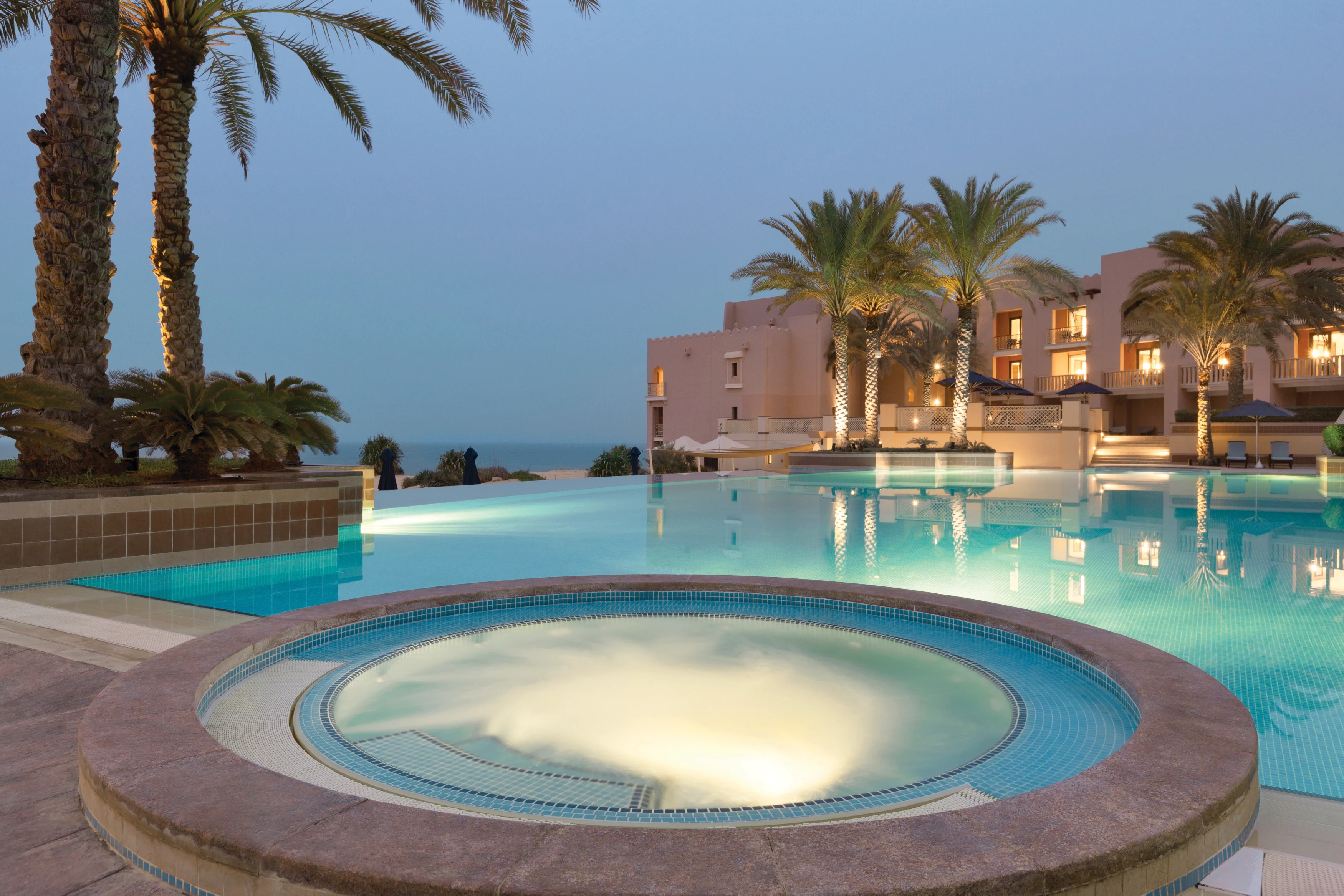 OM - Shangri-La Al Husn Resort & Spa - Pool.webp