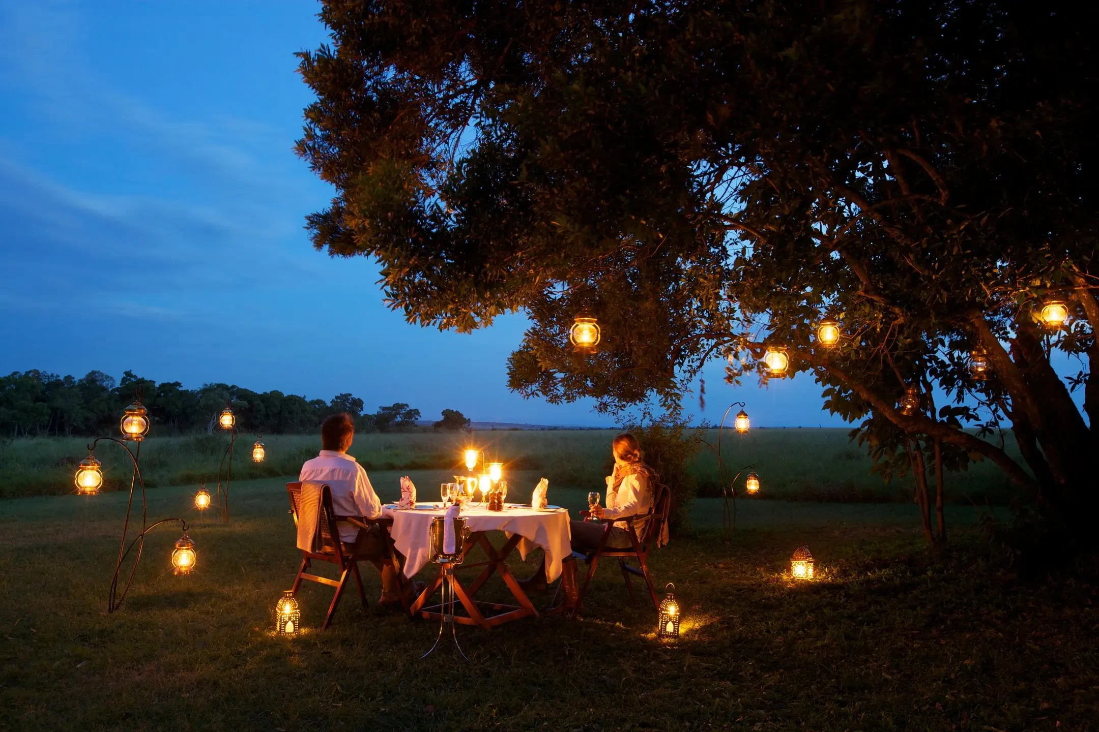 KE-Elephant Pepper Camp-candlelight diner.webp