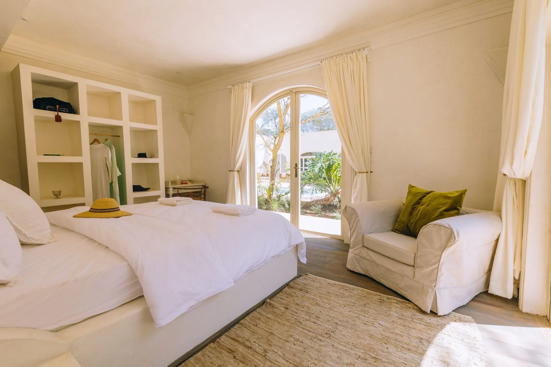 KE-Manzili House-room2.webp