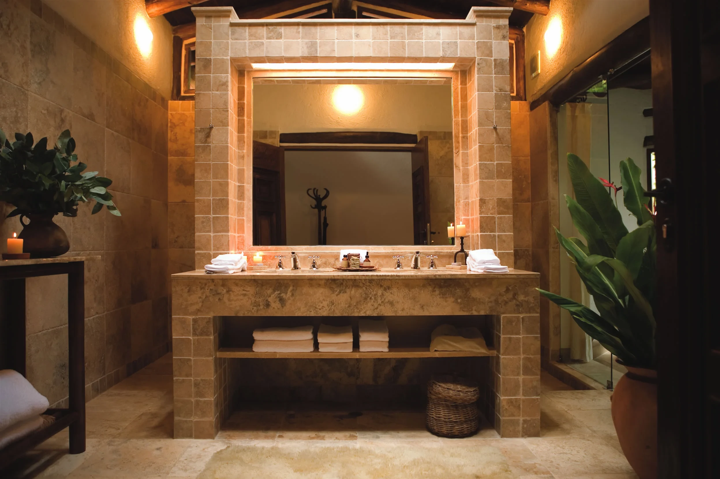 PE - Inkaterra Machu Picchu Pueblo - Villa Bathroom.webp