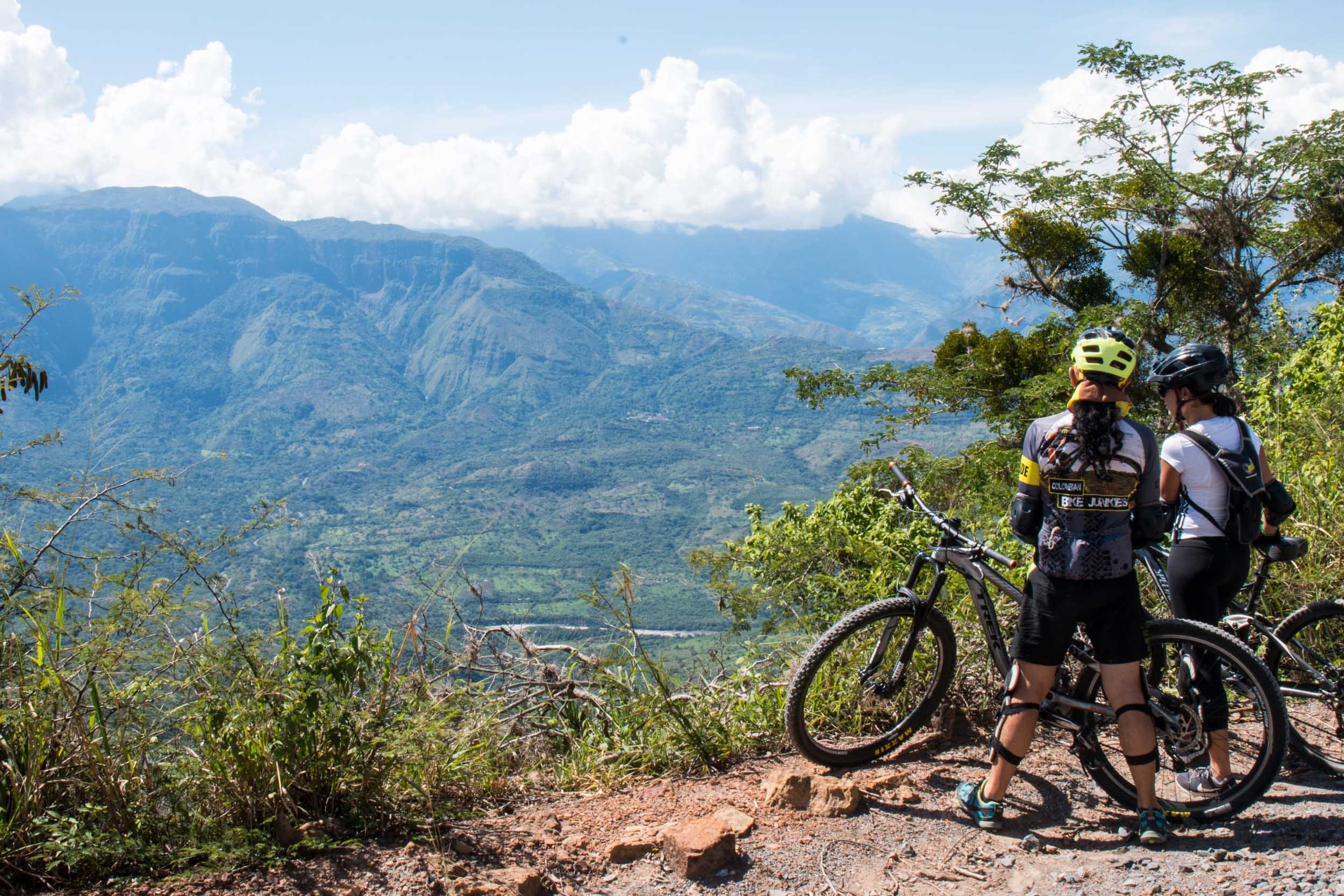 CO-excursie-Biking_-Trail-header.jpg