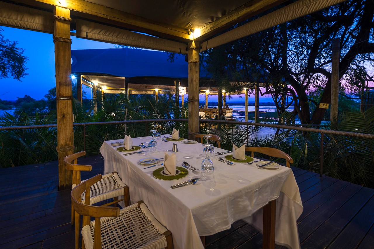 ZM-Toka Leya-dining.jpg
