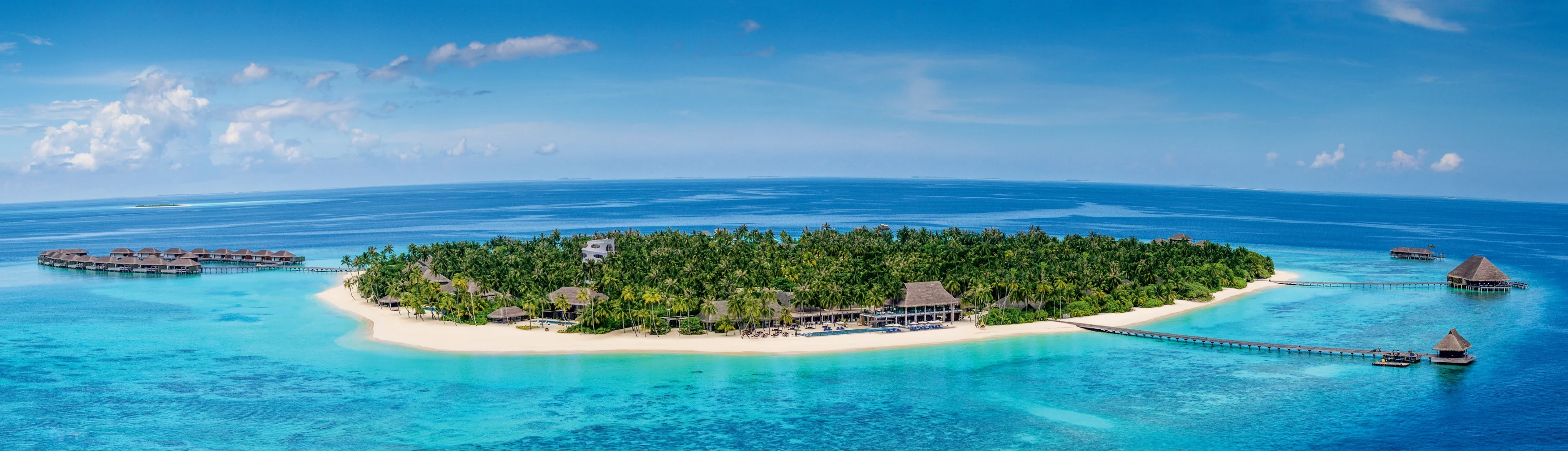 MV - Accommodatie - Velaa Private Island - Aerial.webp