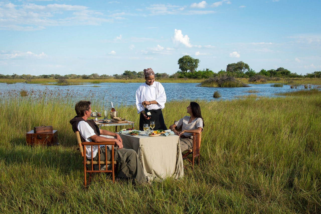 BW-Vumbura Plains-bush lunch.jpg