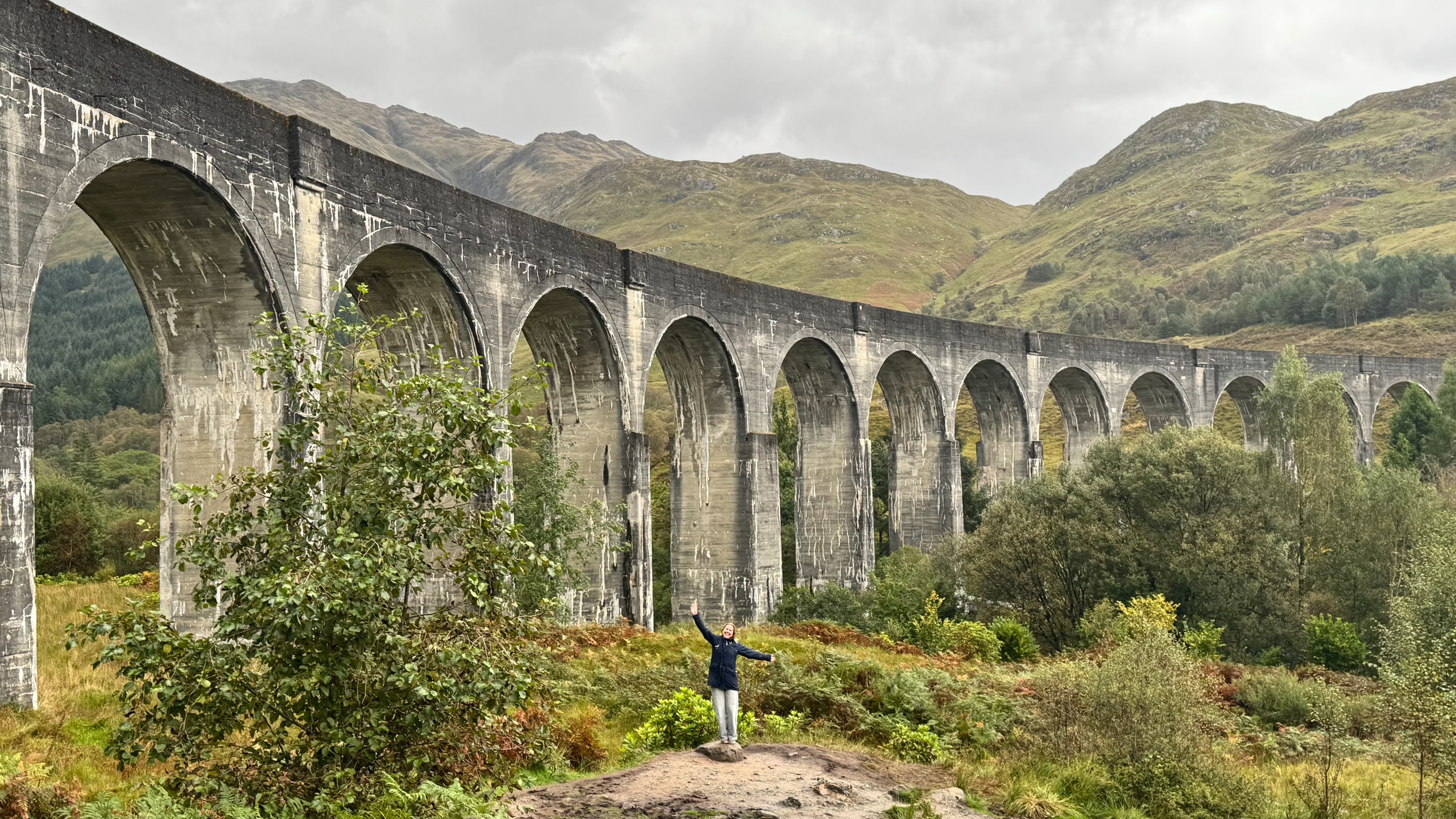 GB Glenfinnan Viaduct 1.jpg