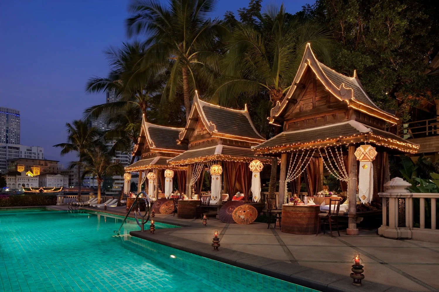 TH - The Peninsula Bangkok - Pool.webp