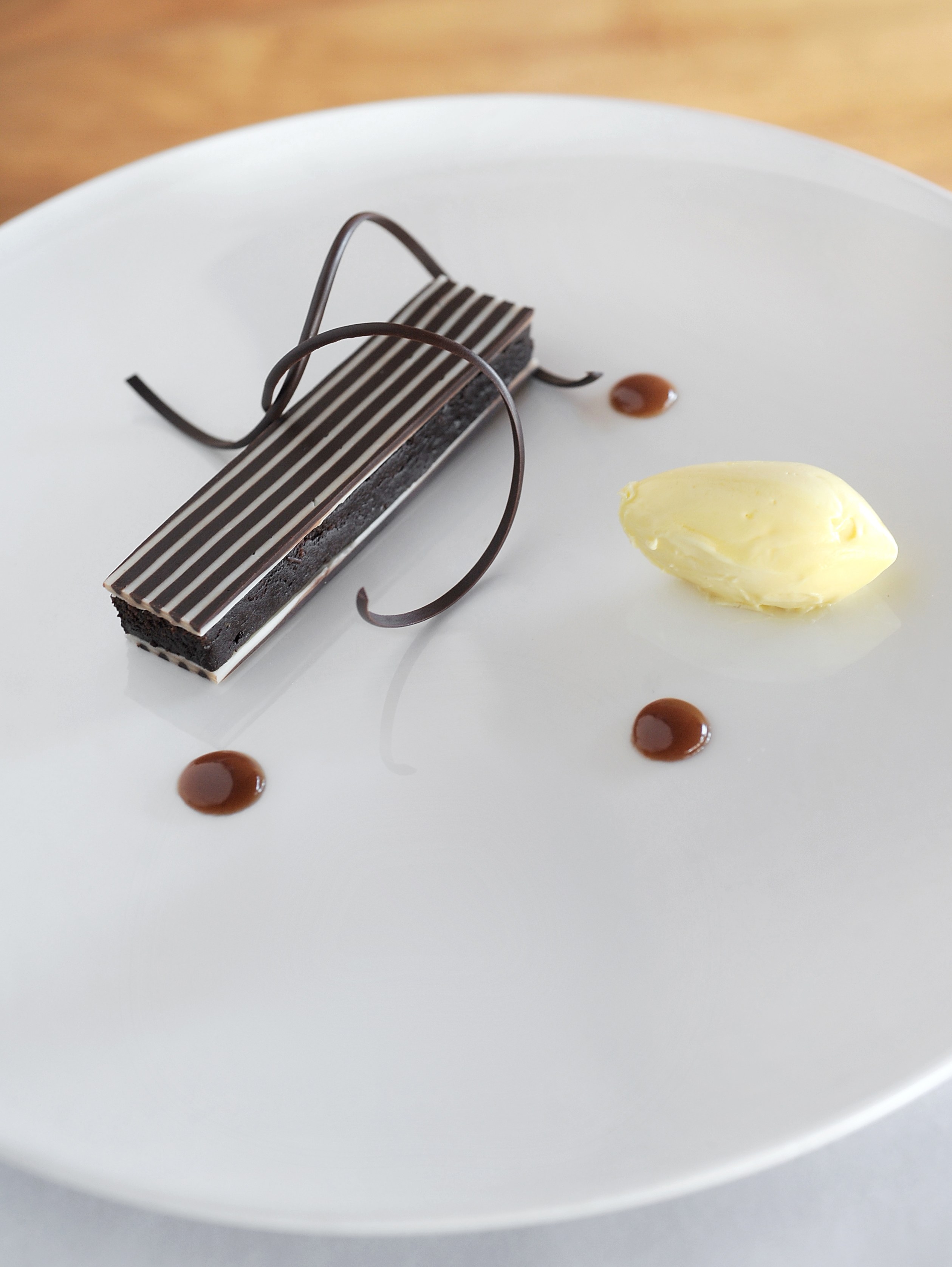 AU - Qualia Resort -  Choc Brownie White Choc Icecream Balsamic Caramel.JPG