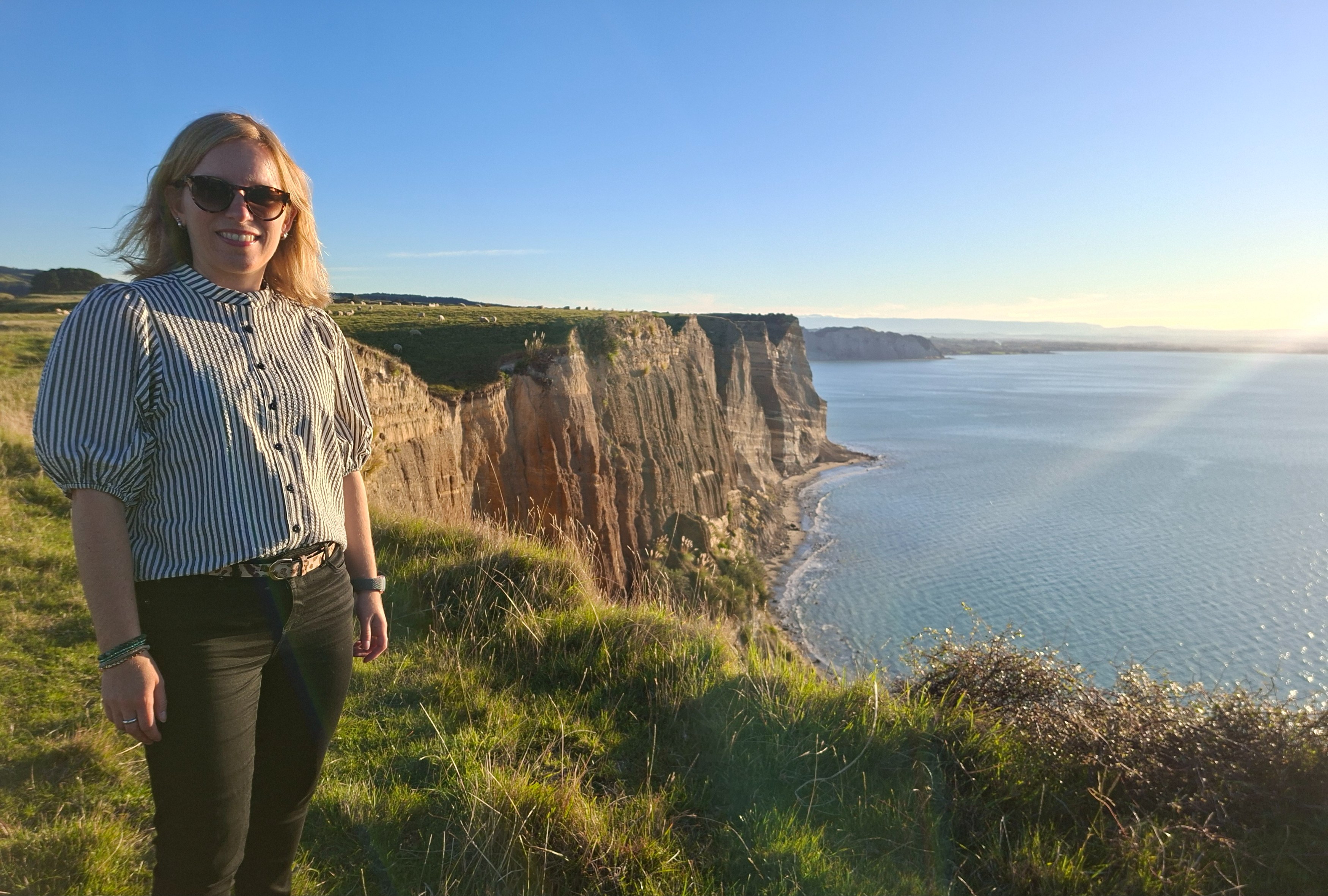 NZ - Famil 2025 - Hawkes Bay cape - Marloes.jpg