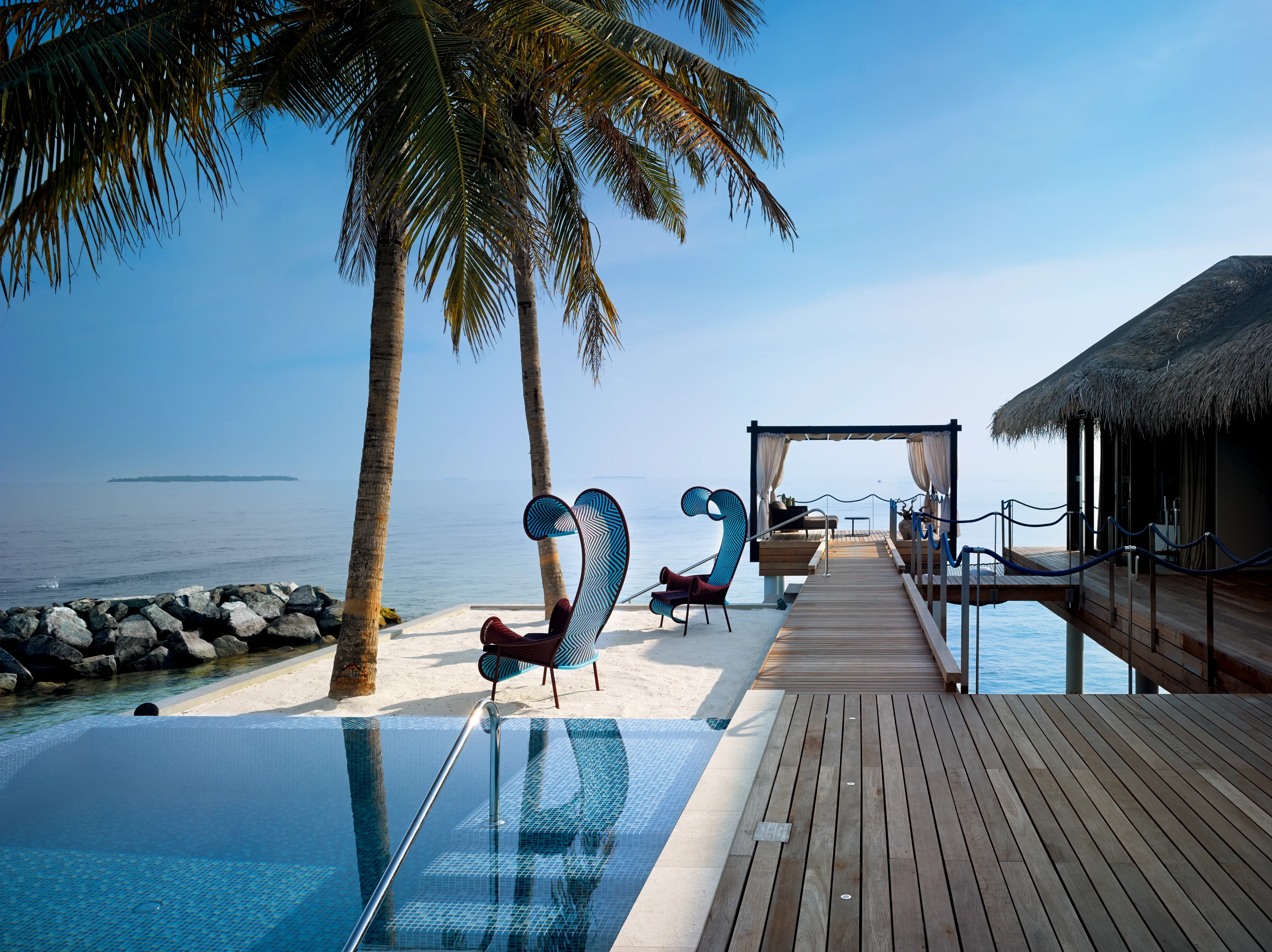 MV - Accommodatie - Velaa Private Island - Romantic Pool Residence - Terrace (1).webp