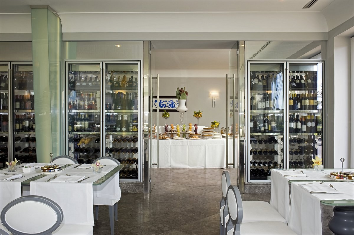 IT - Accommodatie - Hotel Villa Athena - Winehouse.jpg