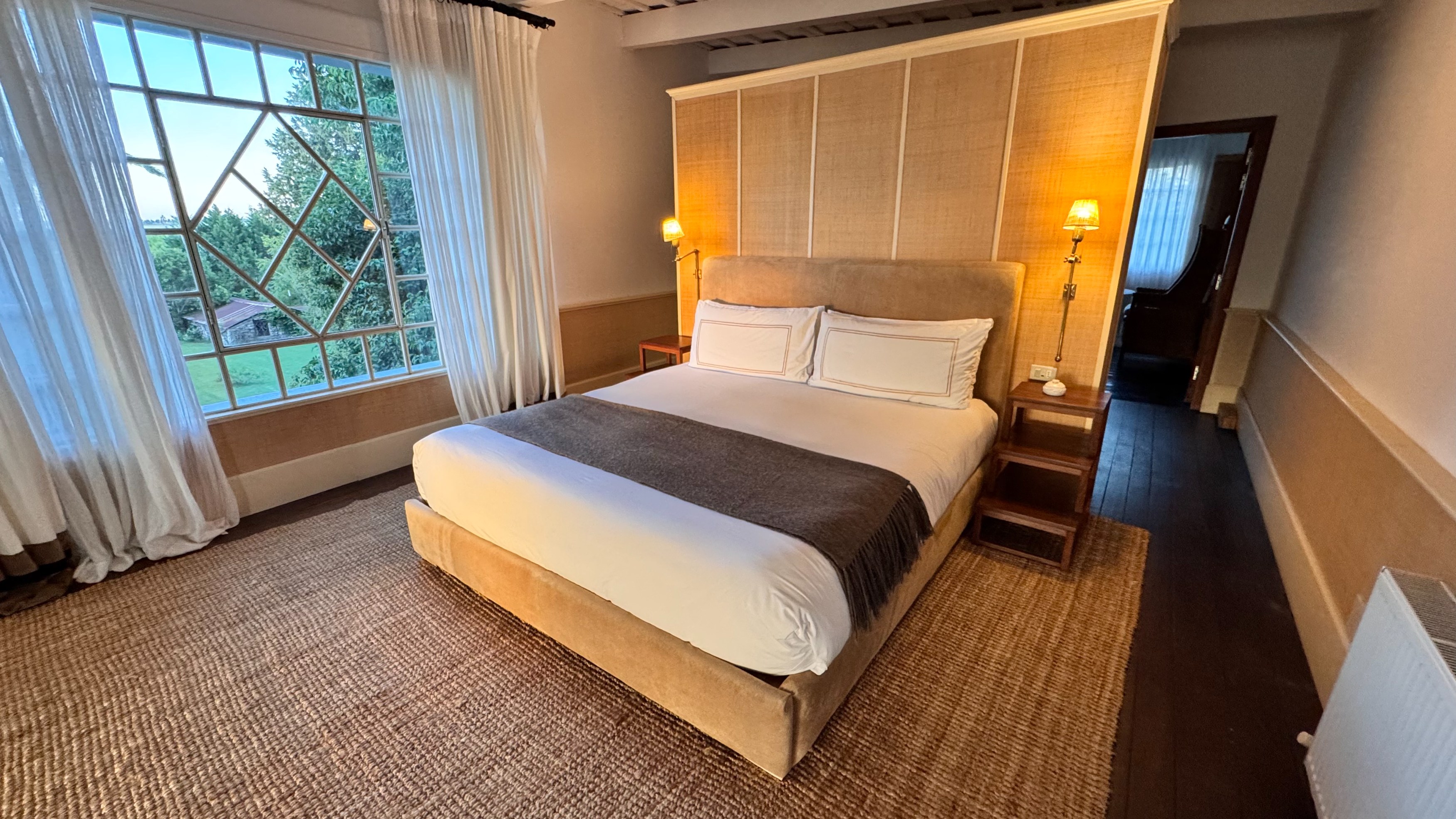 Narbona wine lodge bedroom.jpg