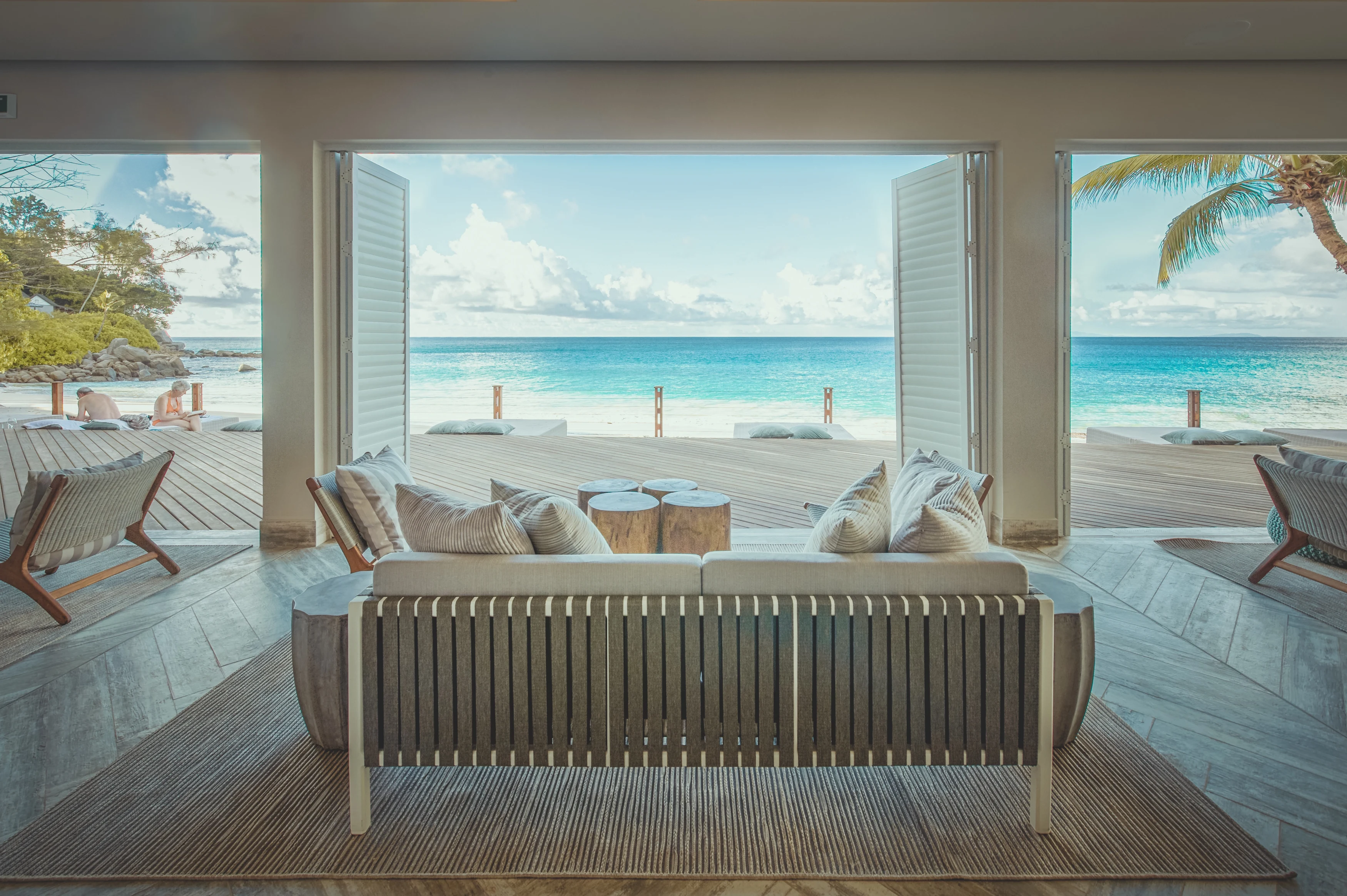 SC - Carana Beach - bar.webp