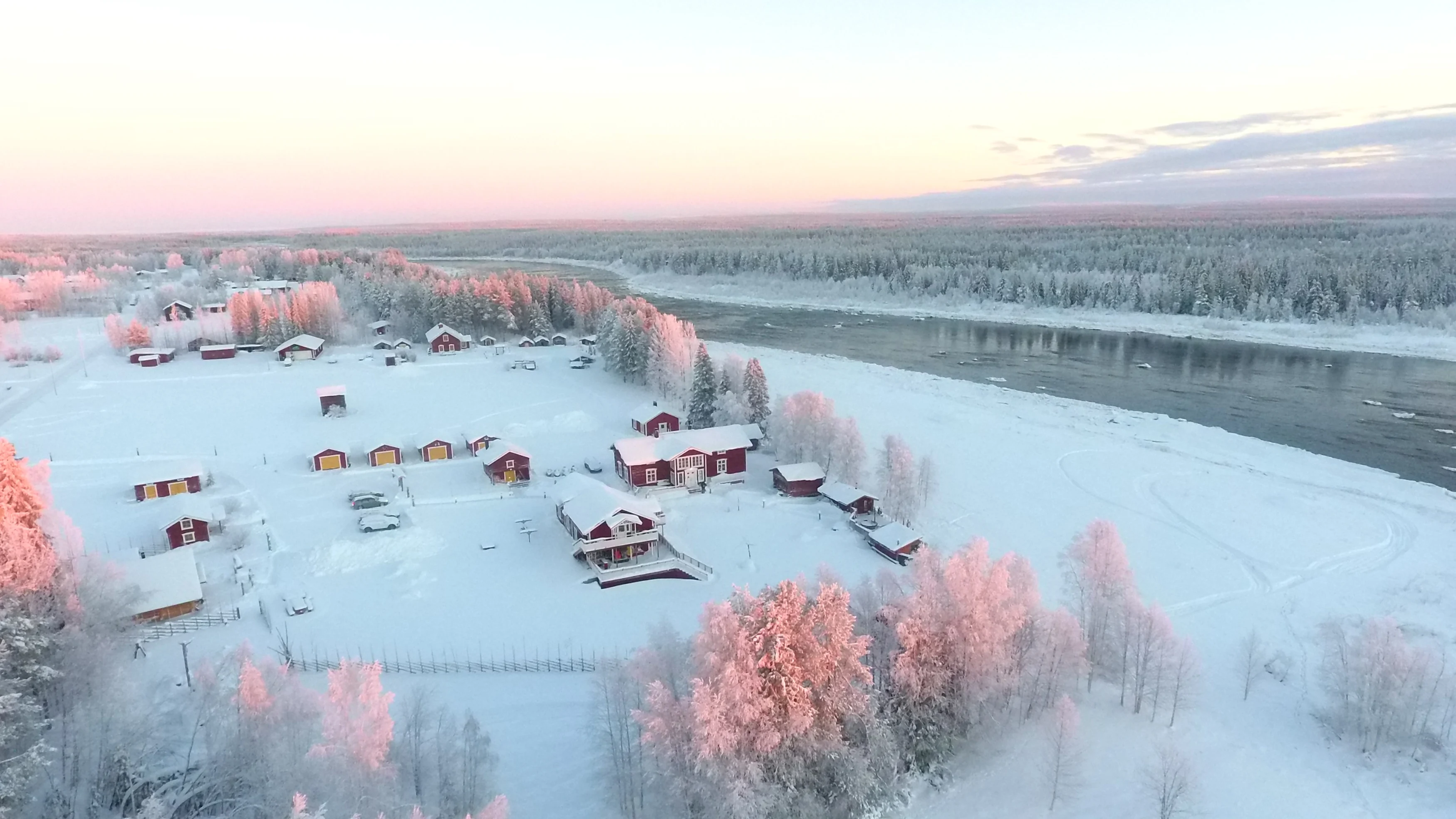 SE - Lapland Guesthouse overview.webp