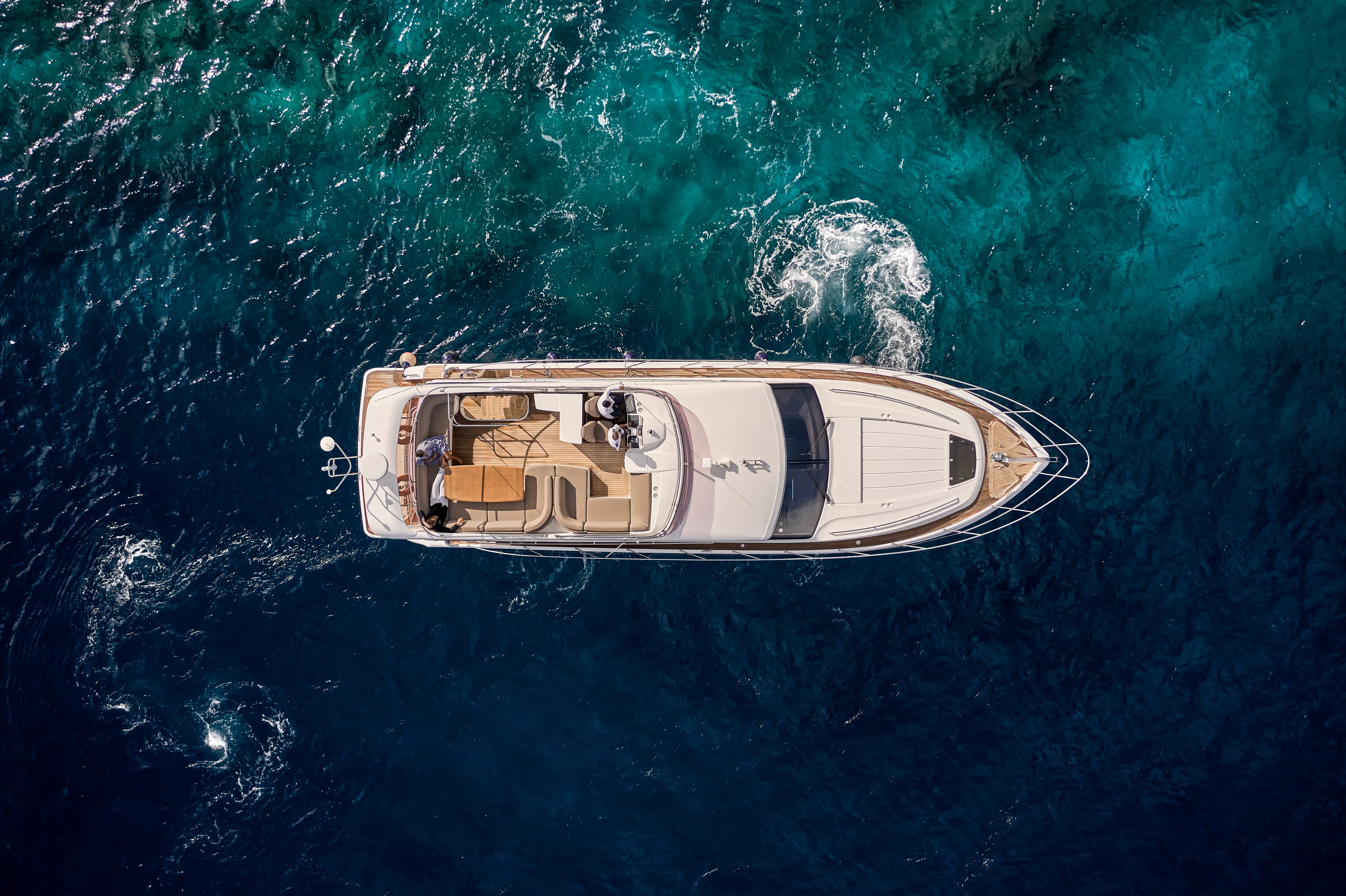 Aerial_COMO Yacht_couple close up.webp