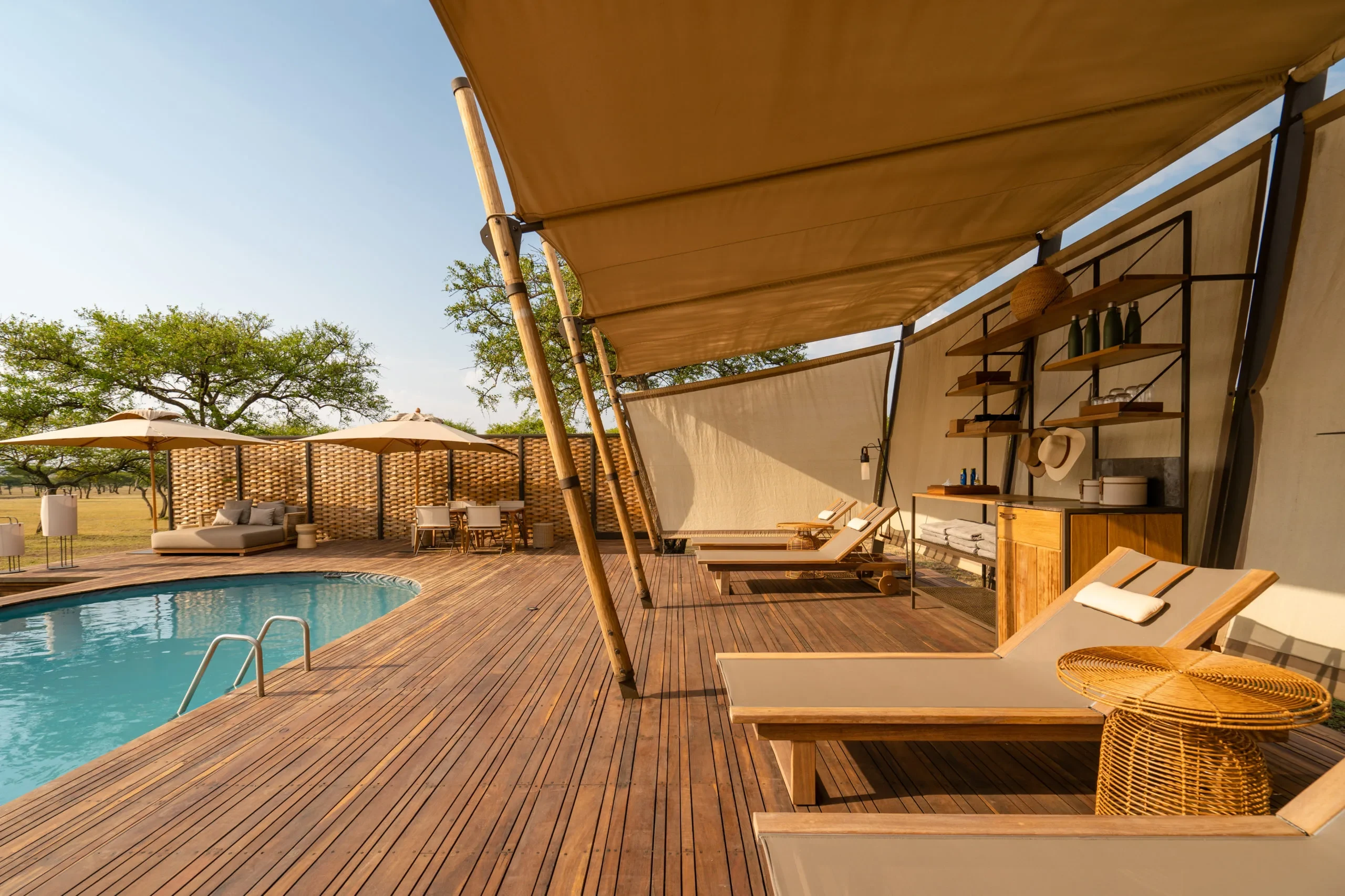 TZ-Singita Sabora Tented Camp-swimmingpool.webp
