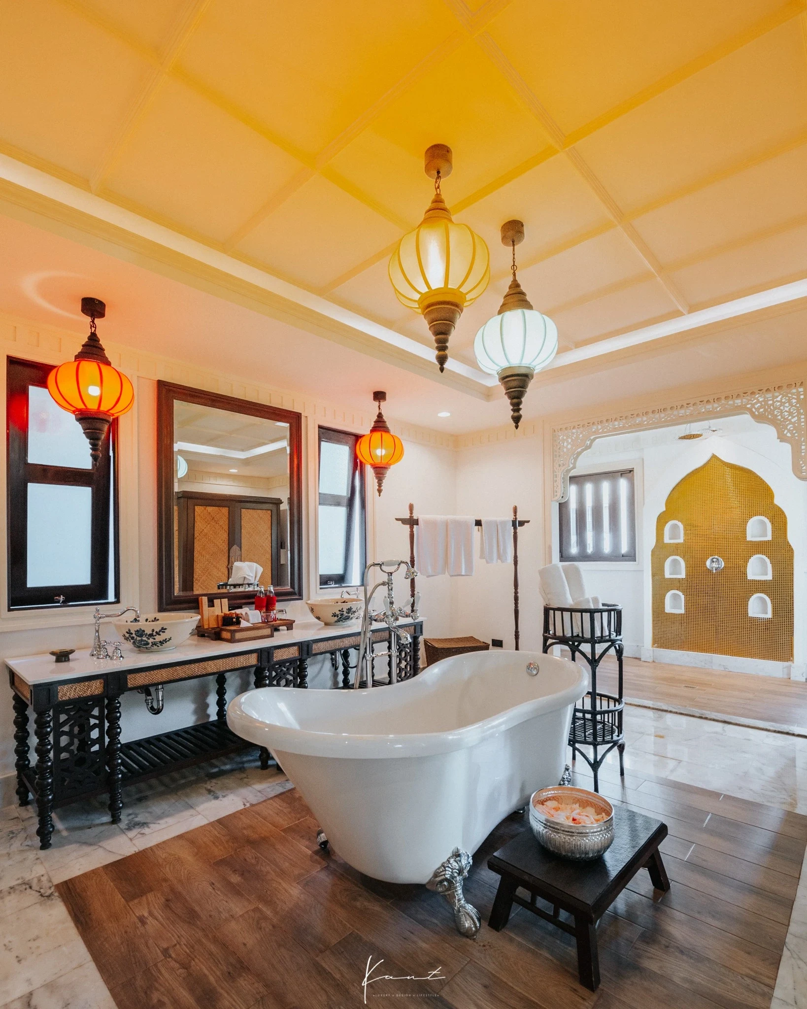 Na Nirand - Colonial Suites - British Indian Suite (2).webp