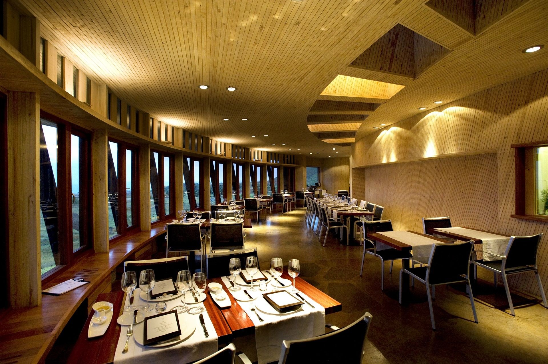 CL - Paaseiland Explora Rapa Nui - Restaurant-1.jpg