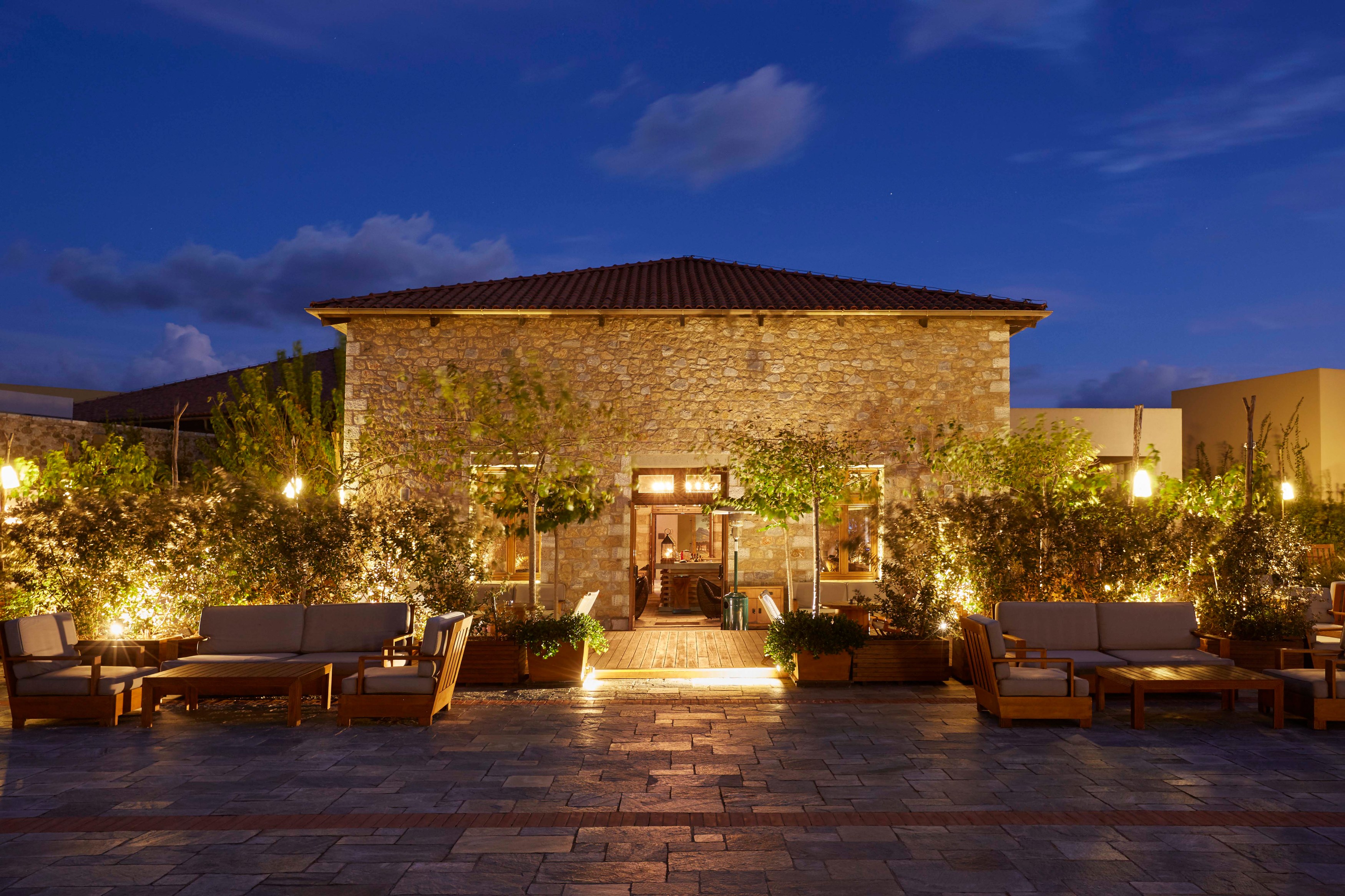 GR - Peloponnesos - Costa Navarino - Lounge & Bar (1).jpg