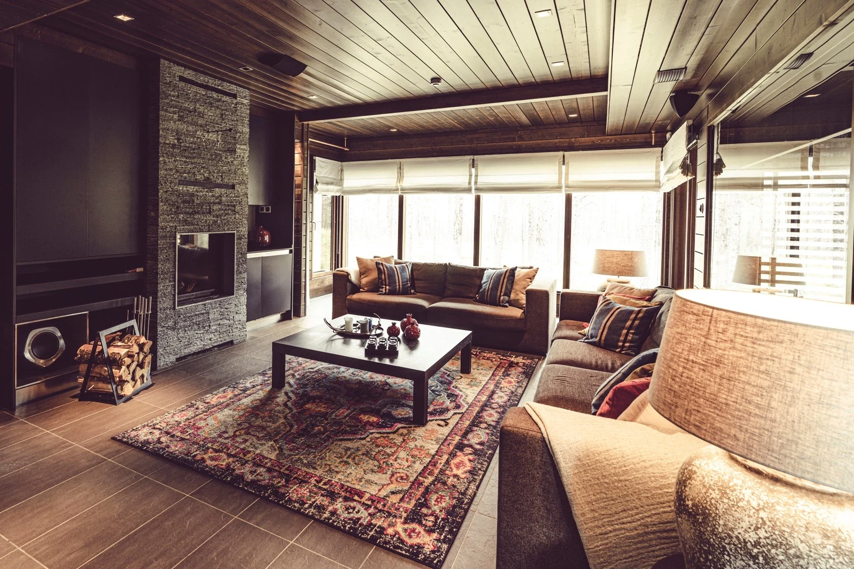 FI-Accommodatie-Levi-Spirit-Downstairs-Livingroom.webp