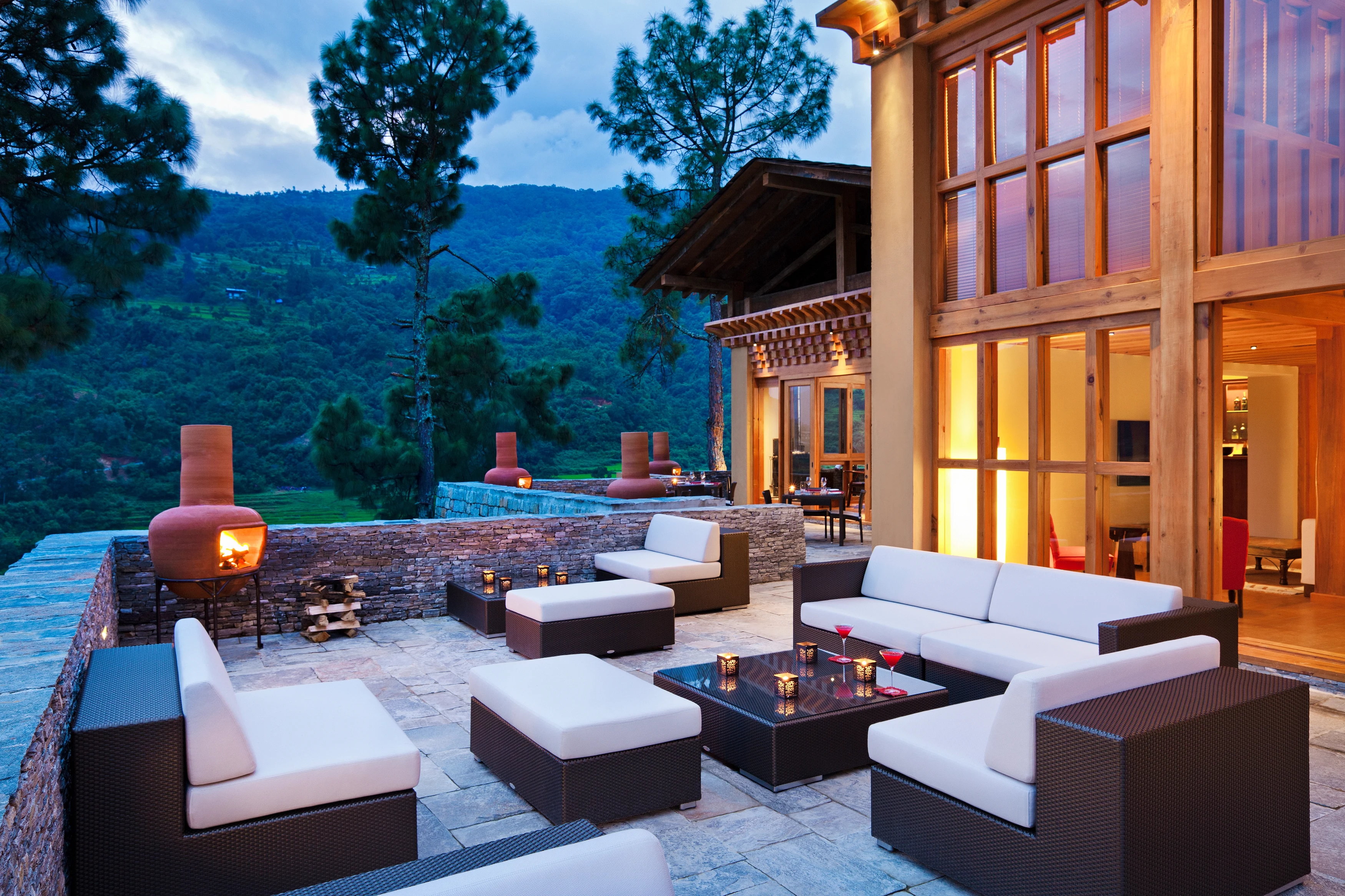 BT - Uma Punakha - Outdoor Terrace.webp