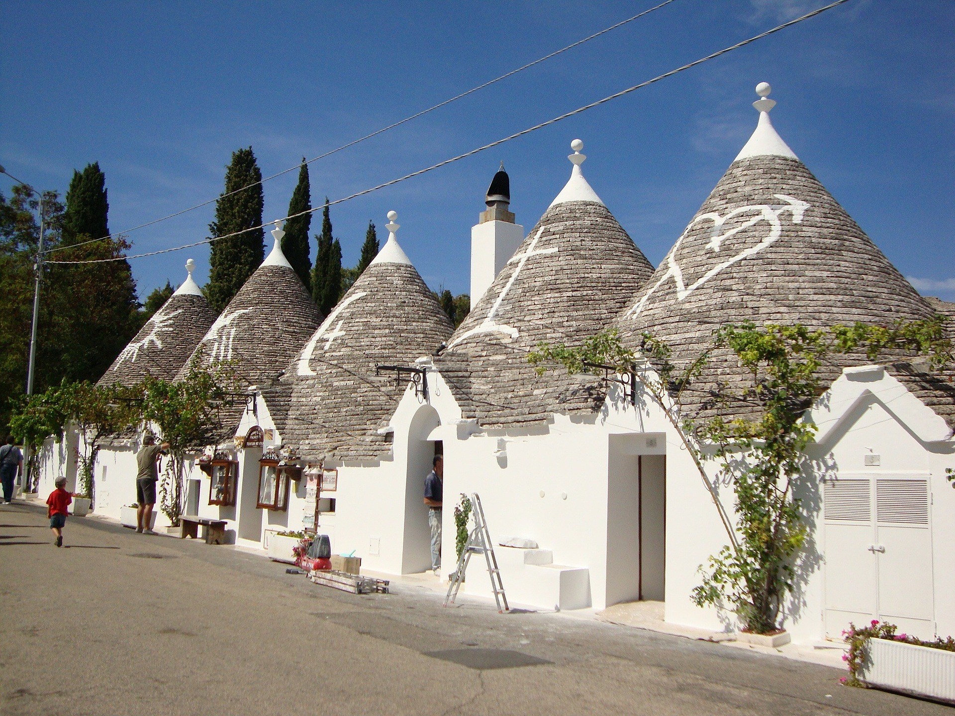 IT-Alberobello.jpg