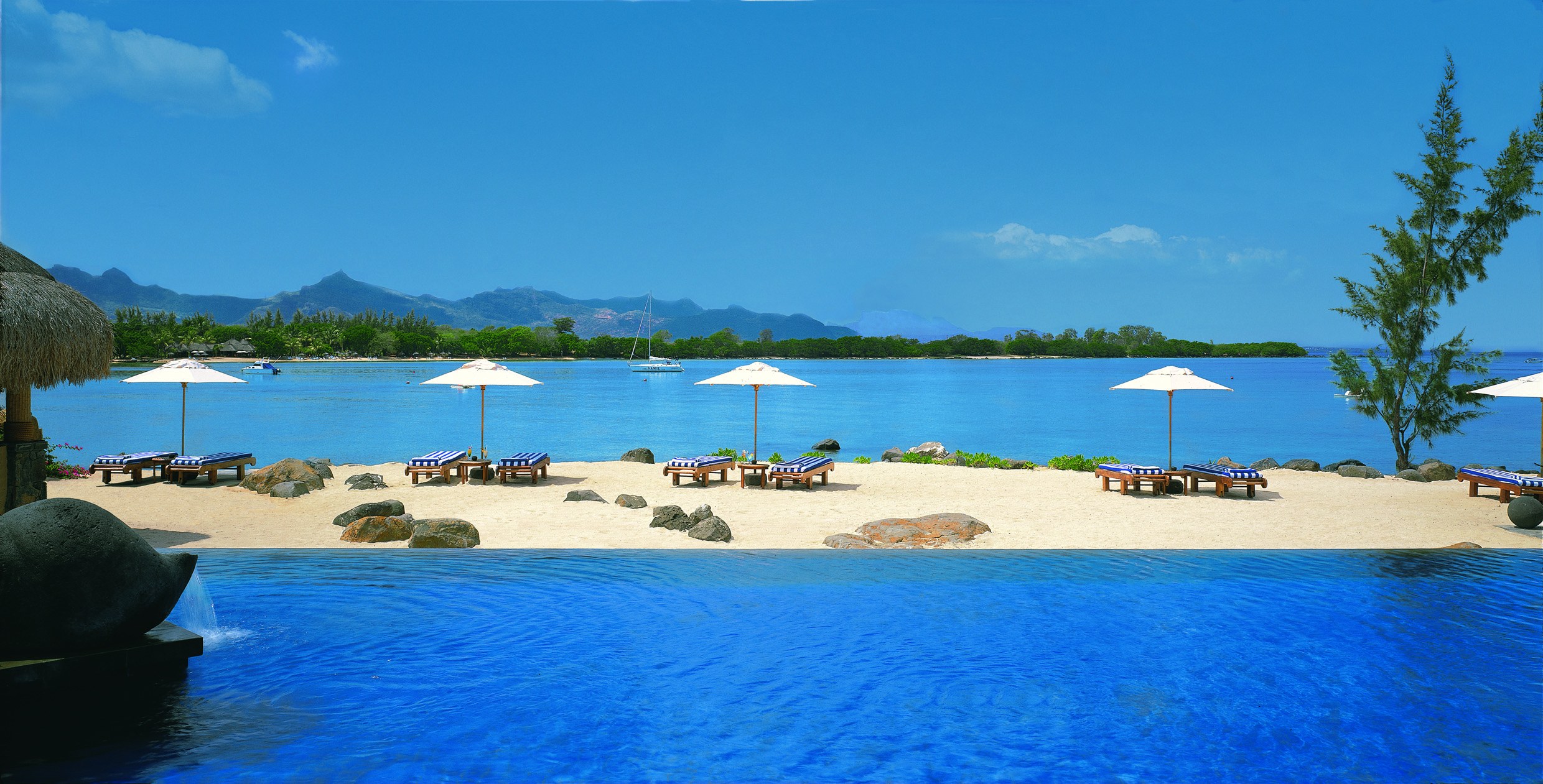 MU - The Oberoi Mauritius - View from pool.jpg
