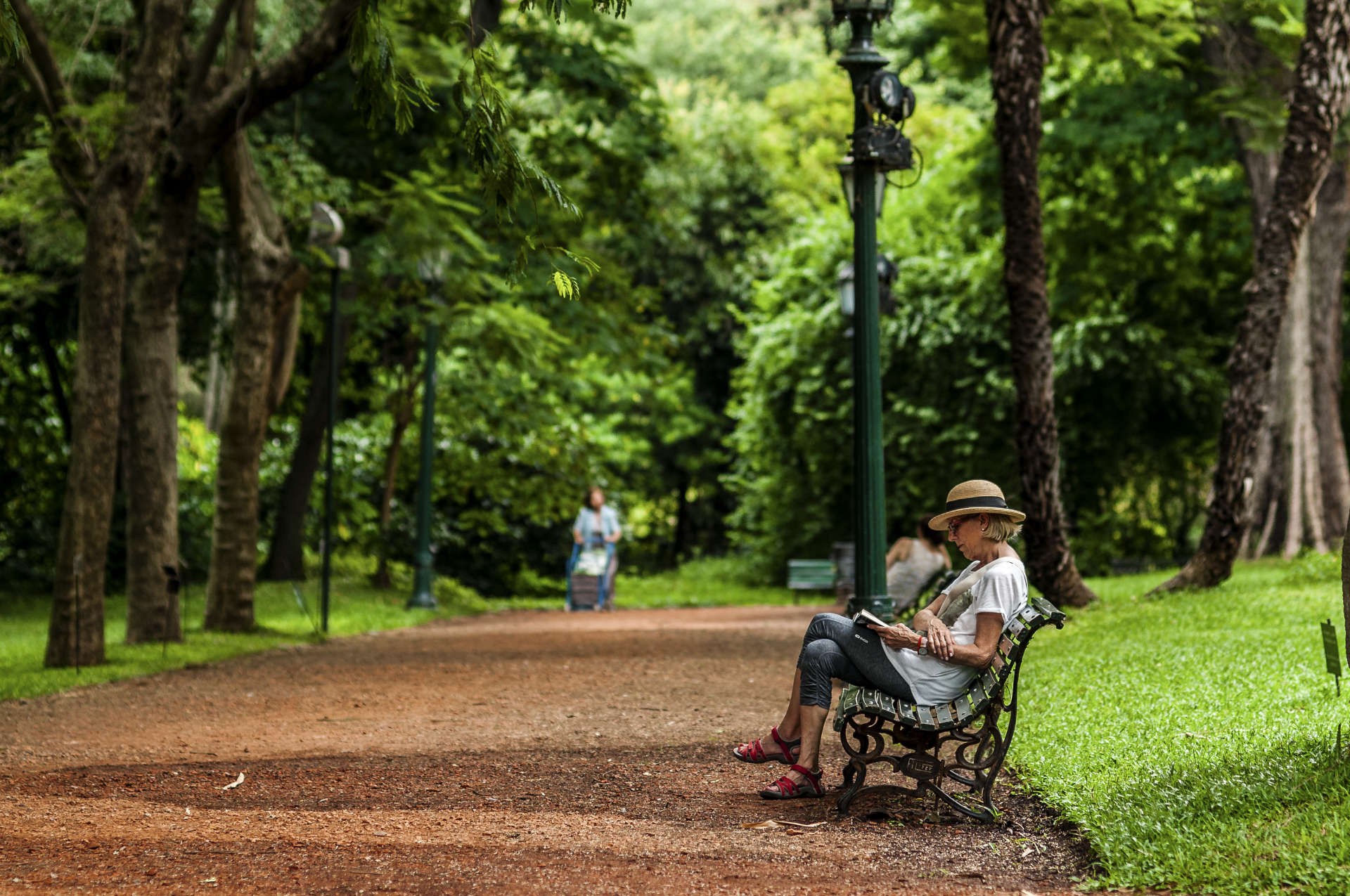 AR-Excursie-walking-tour-recoleta-en-palermo-compressed.jpg