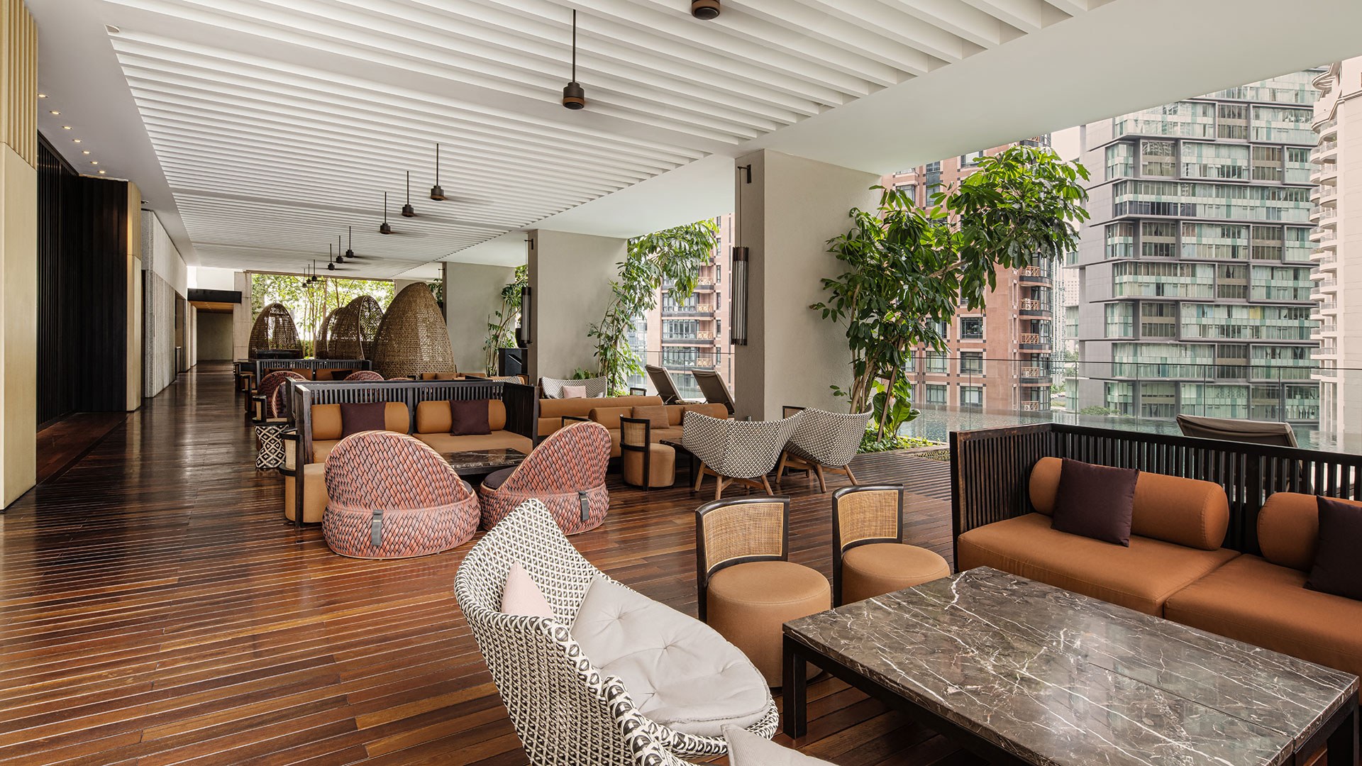 MY-Accommodatie-The RuMa-Santai Pool Bar.jpg