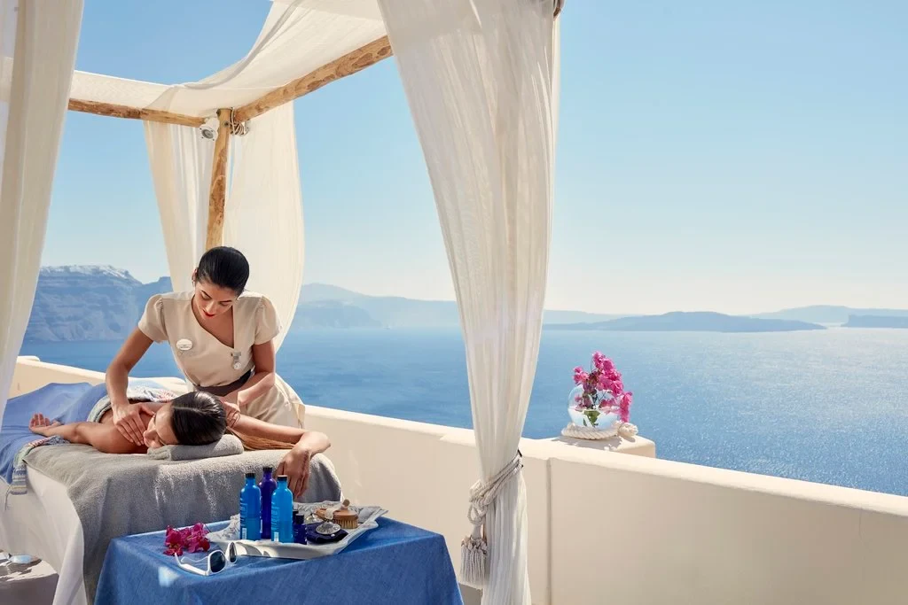 GR-Accommodatie-Canaves-Oia-Suites-beleven.webp