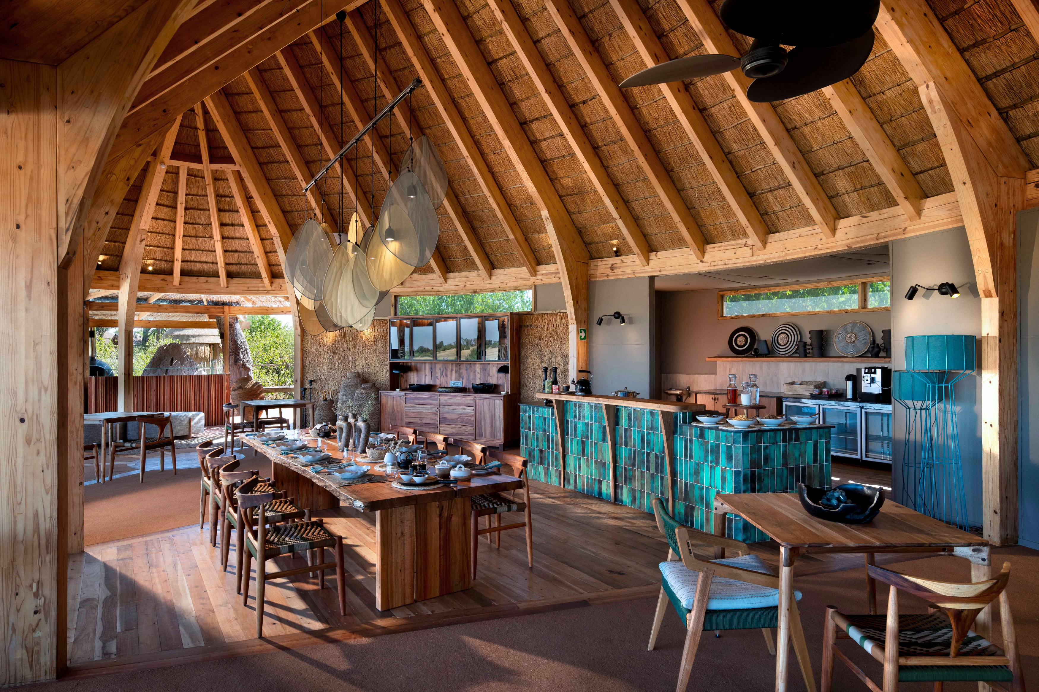 BW-Tawana-Dining Room 1.jpg