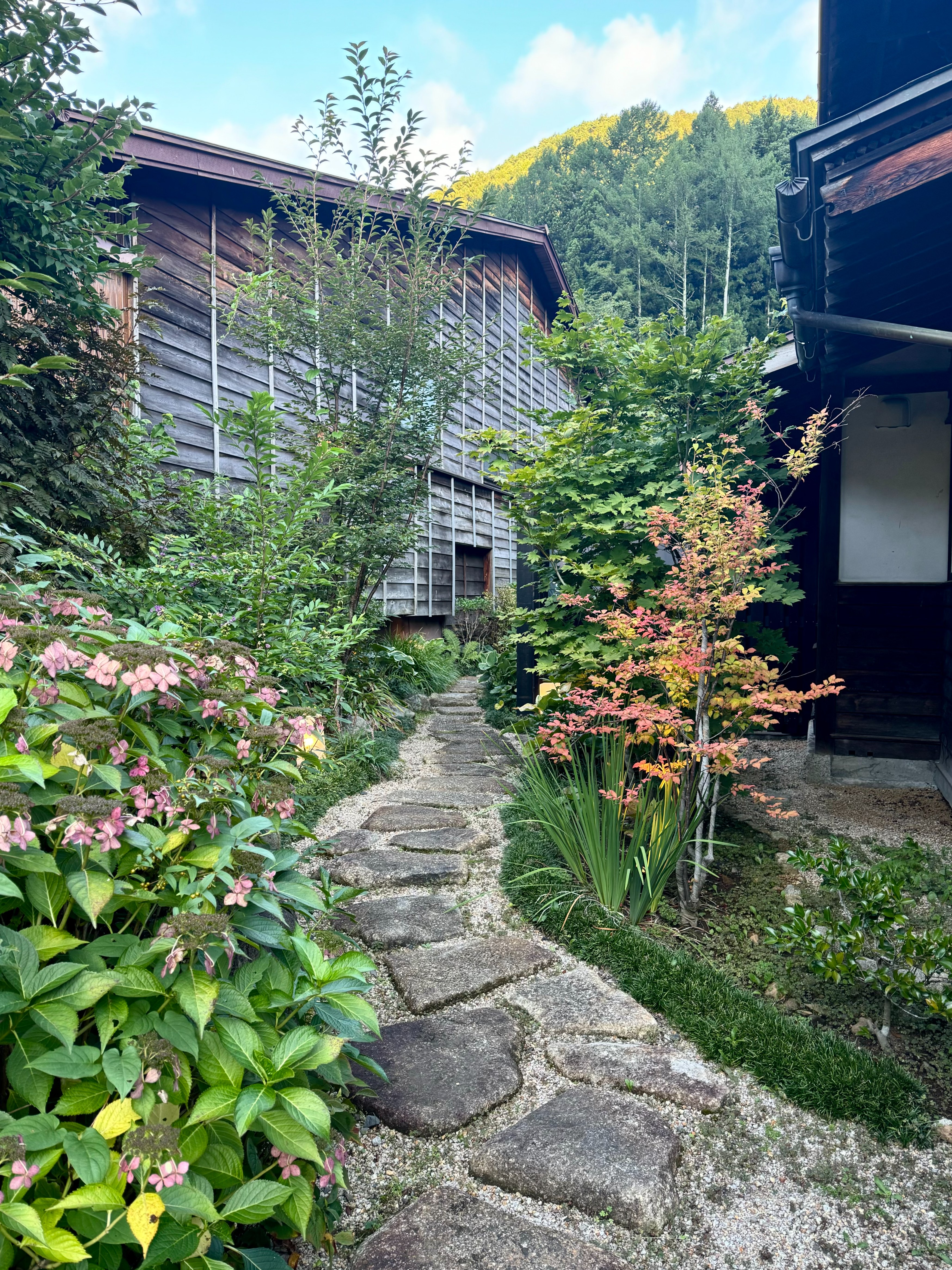 JP-Byaku Narai-Entrance.jpg