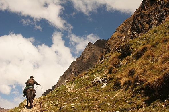 csm_PE_-_Savred_Valley_-_Horsebackriding_to_Machu_Picchu_7498e0ca56.jpg