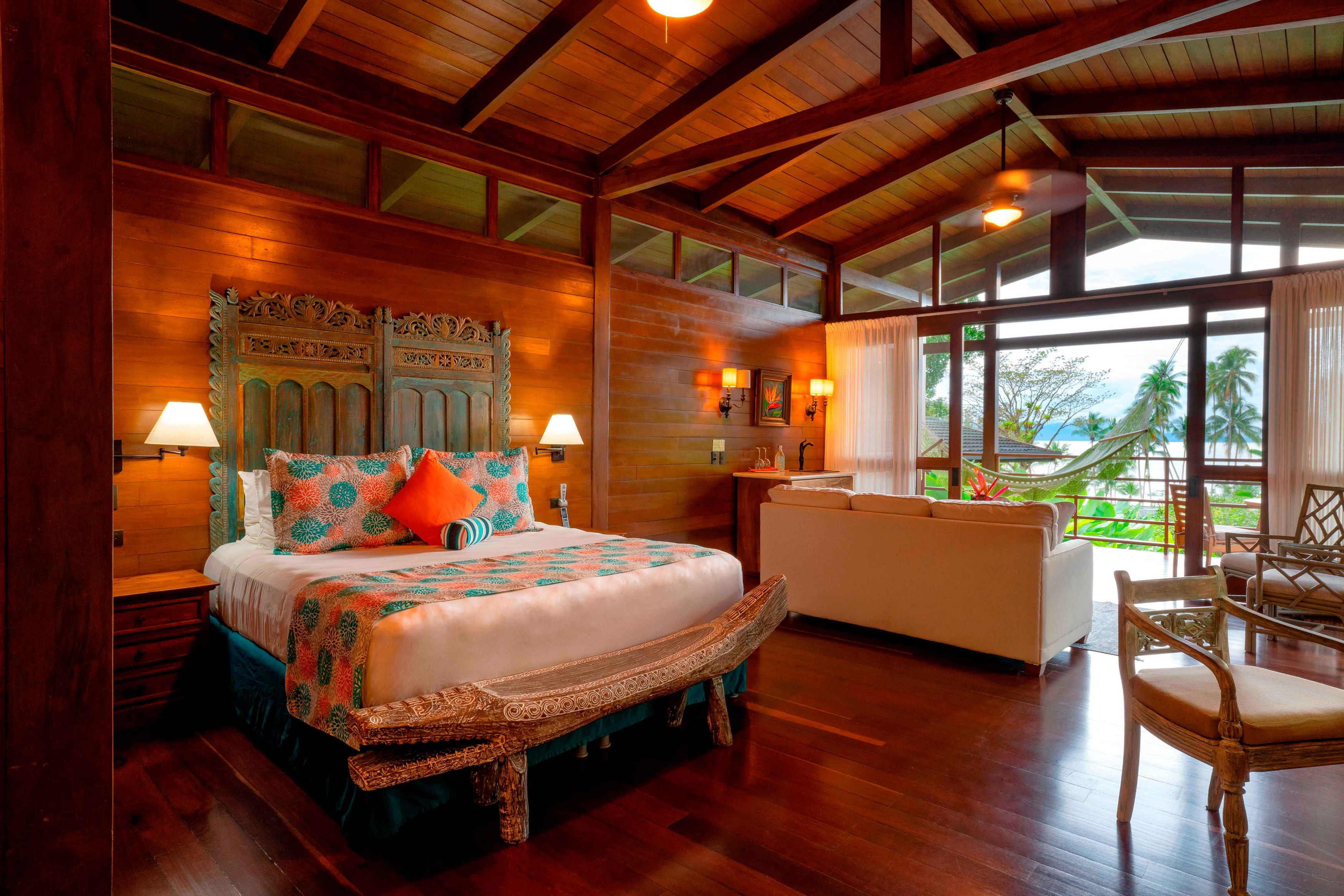 CR- Playa cativo- premium room (2).jpg