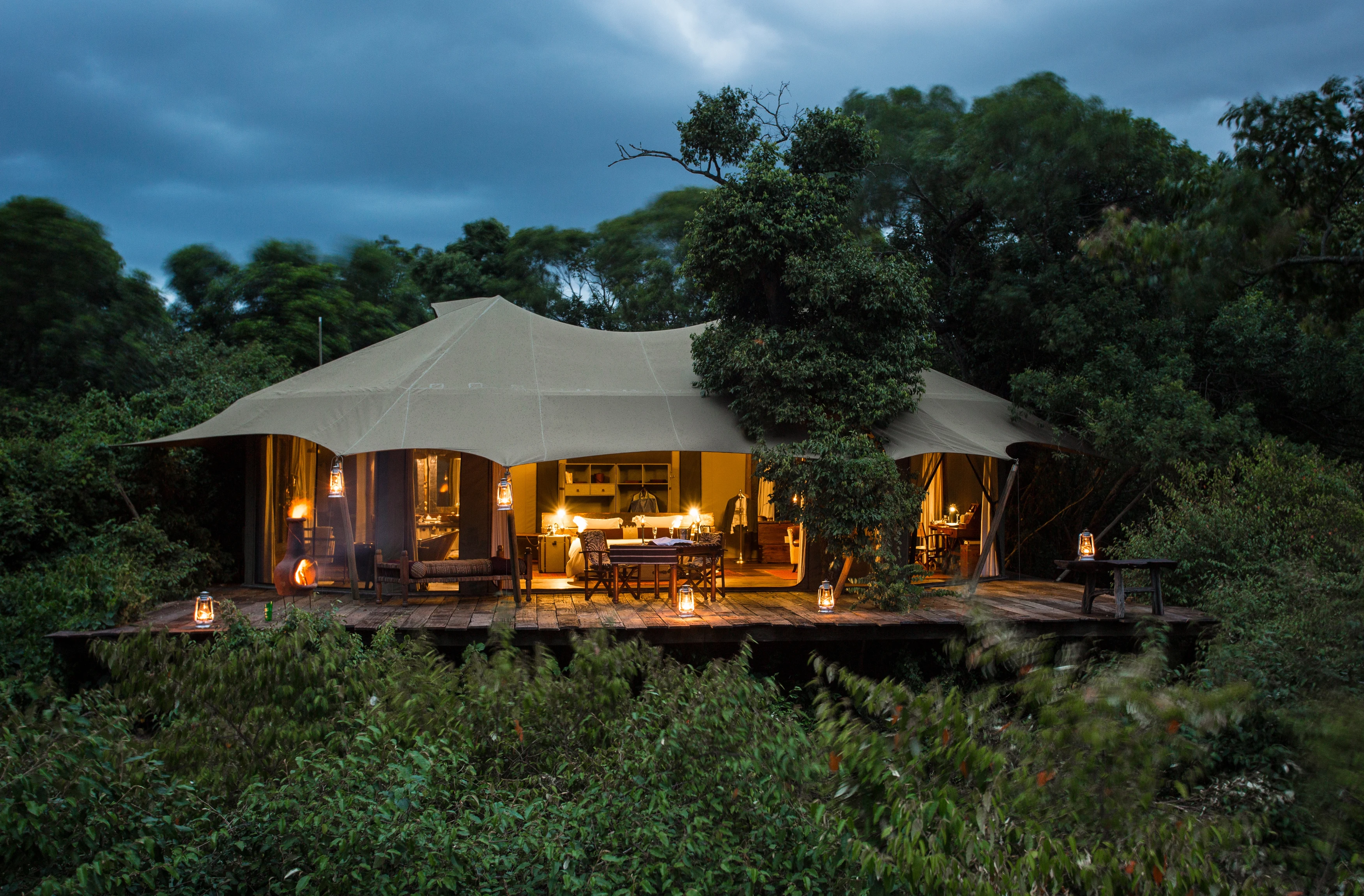 KE-Mara Plains Camp-tent by night-1.webp