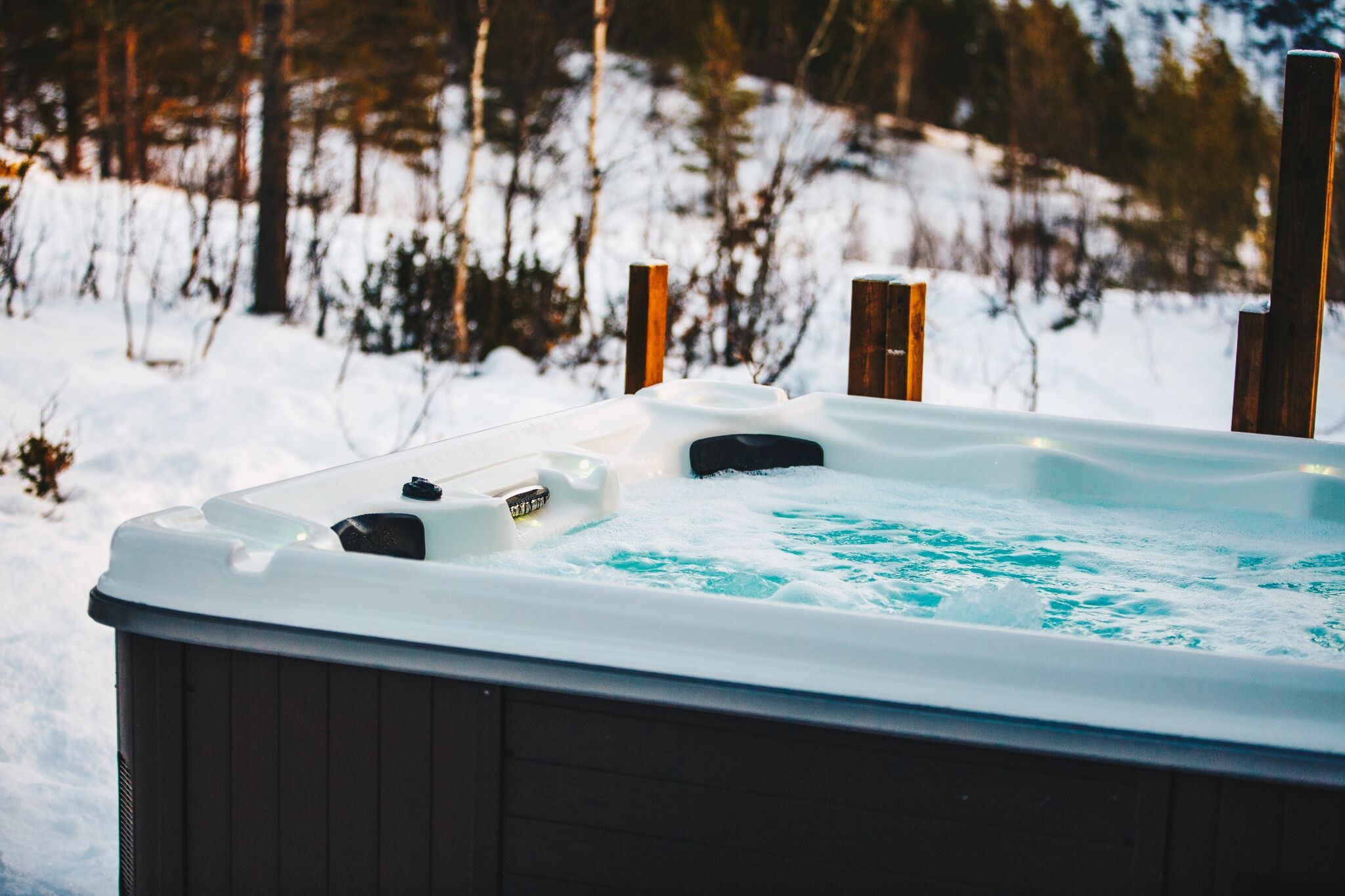NO-Bjornfjell Mountain Lodge-Hottub.jpeg