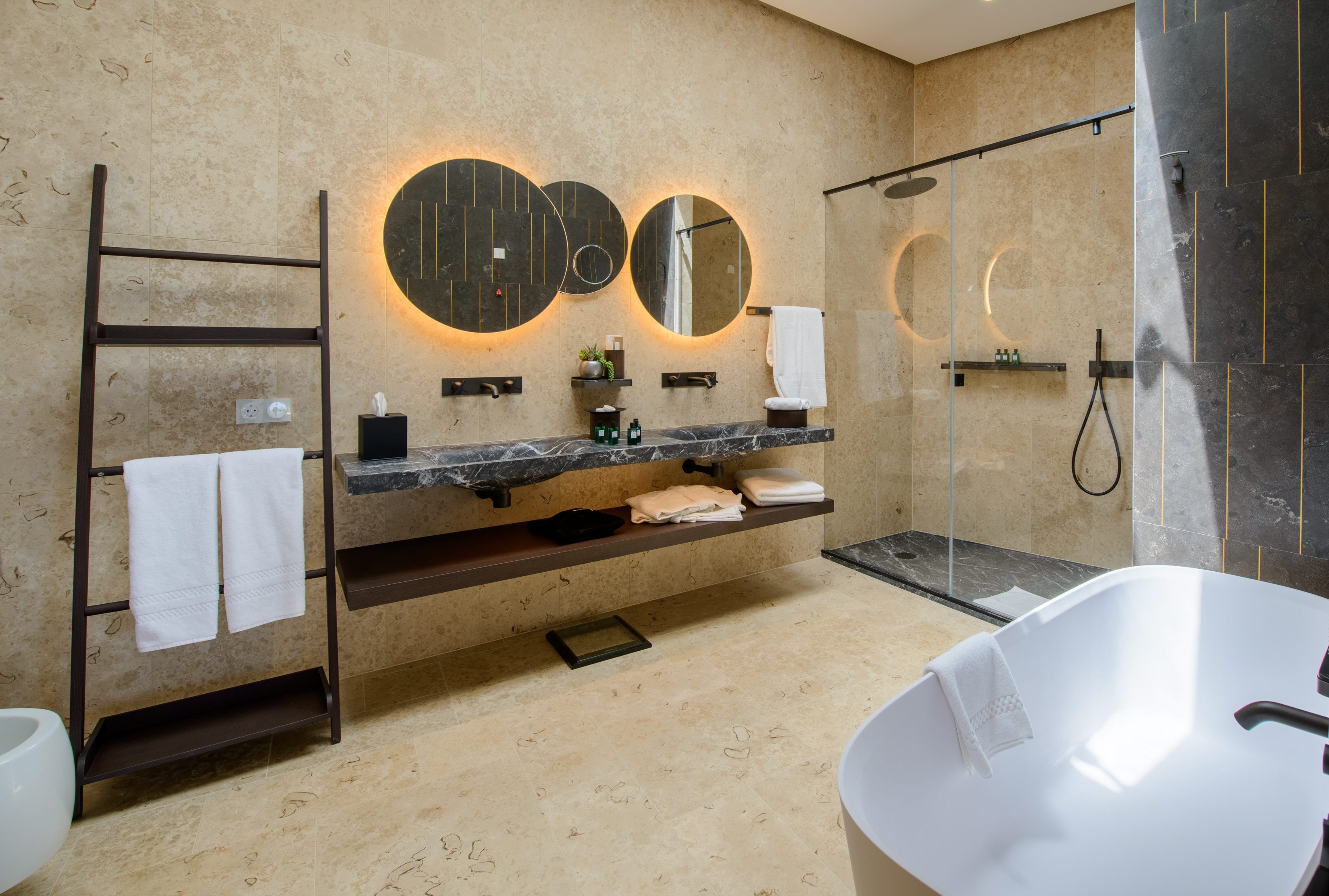 Kopija datoteke Kopija datoteke VillaNai_bathroom_TomDubravec_001.jpg