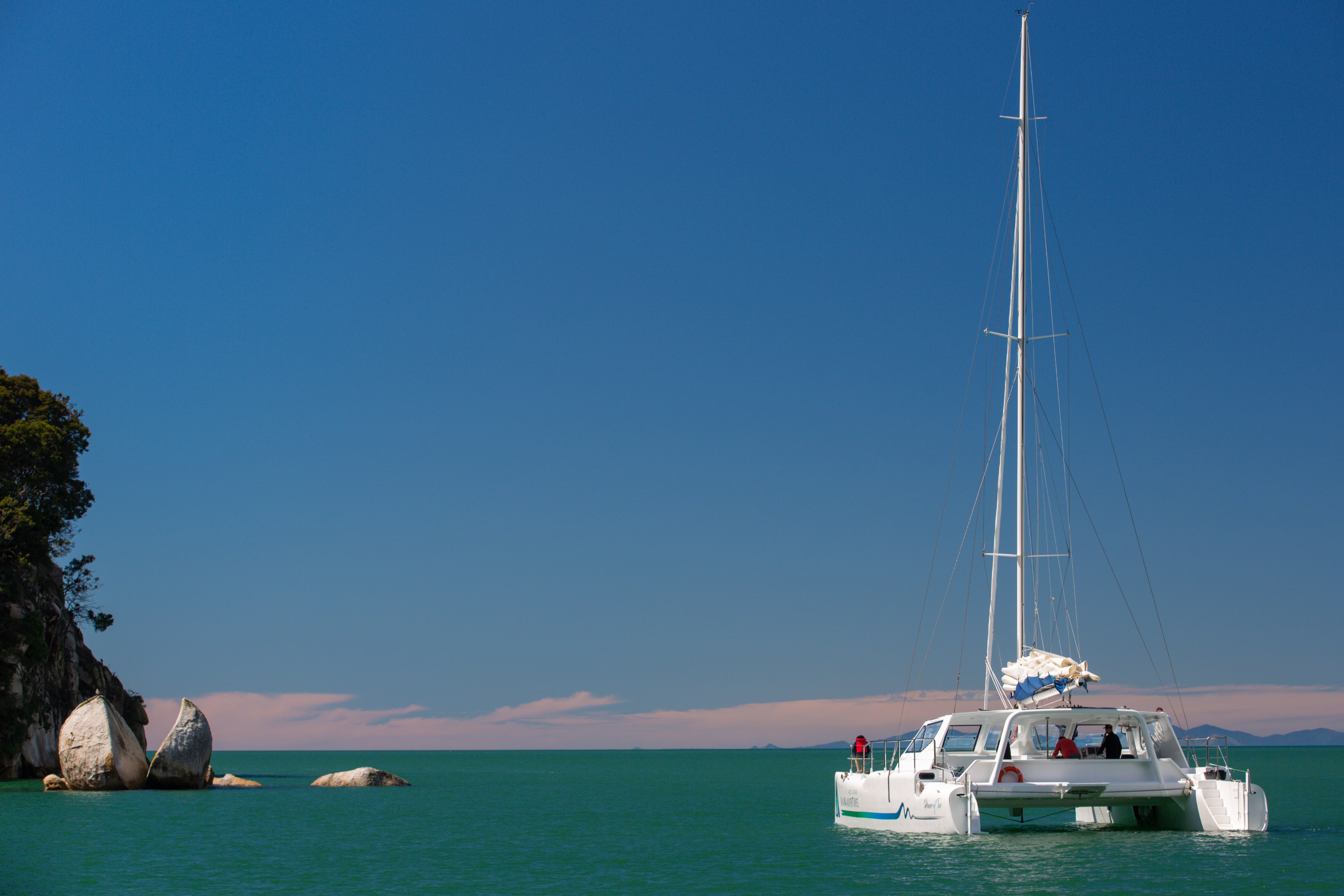 NZ - Abel Tasman NP - Sailing.jpg