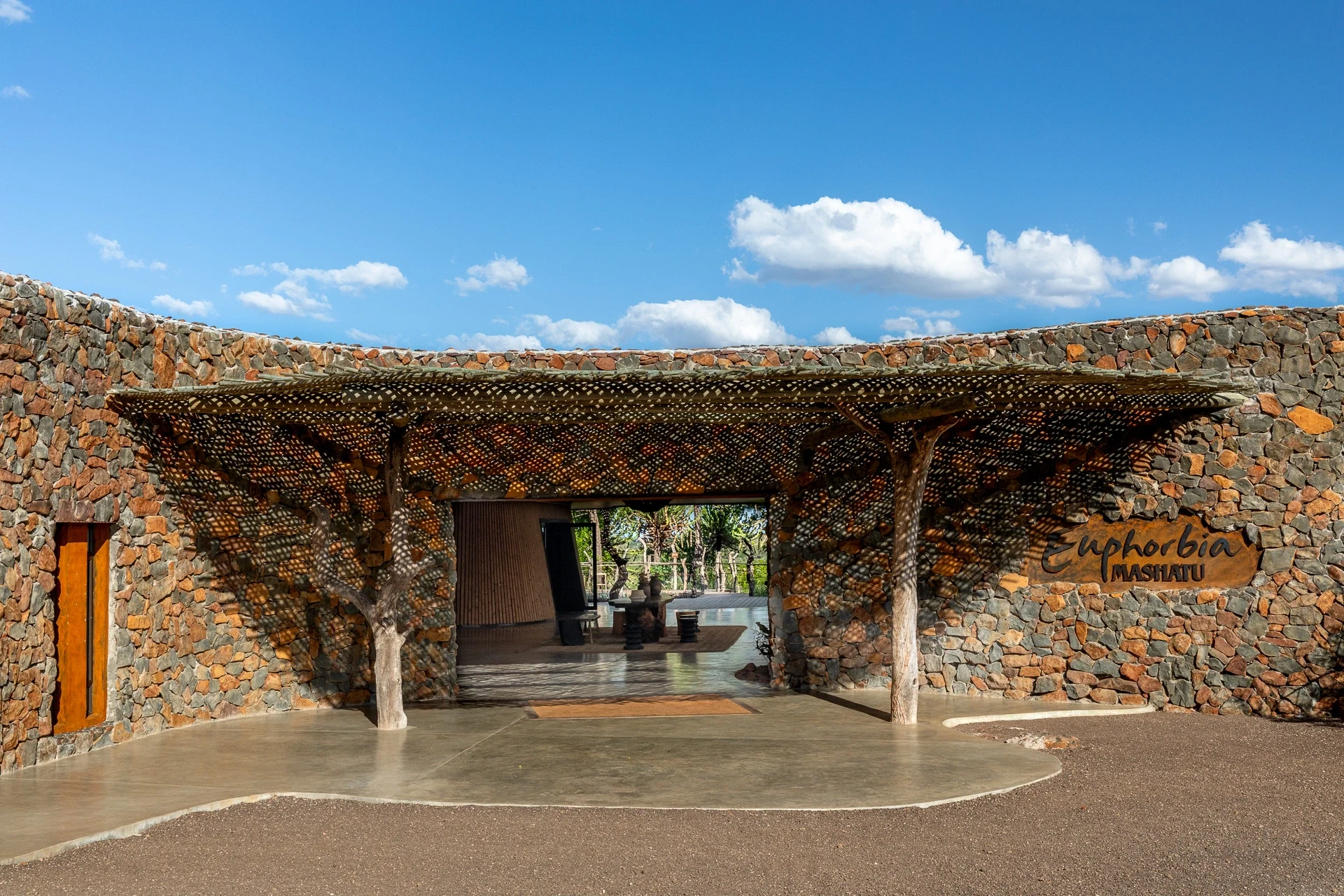 BW-Mashatu Euphorbia Villas- Entrance.webp