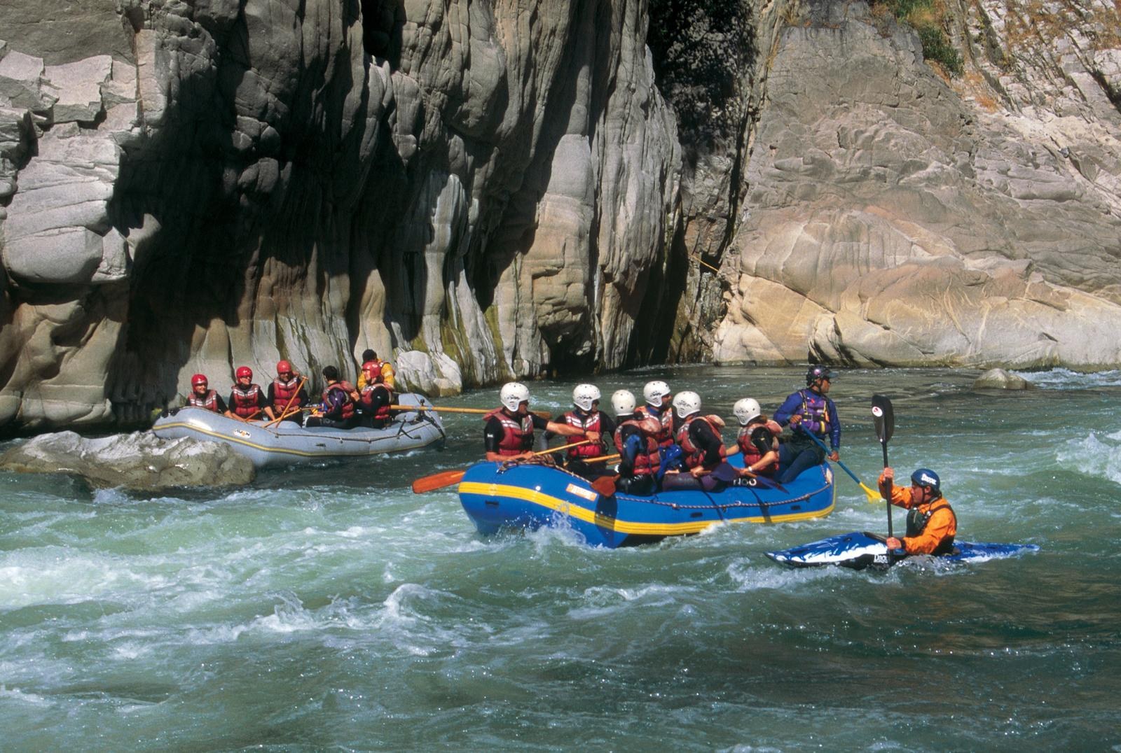 PE_-_Sacred_Valley_-_Canotaje-Kayak-Apurimac.jpg