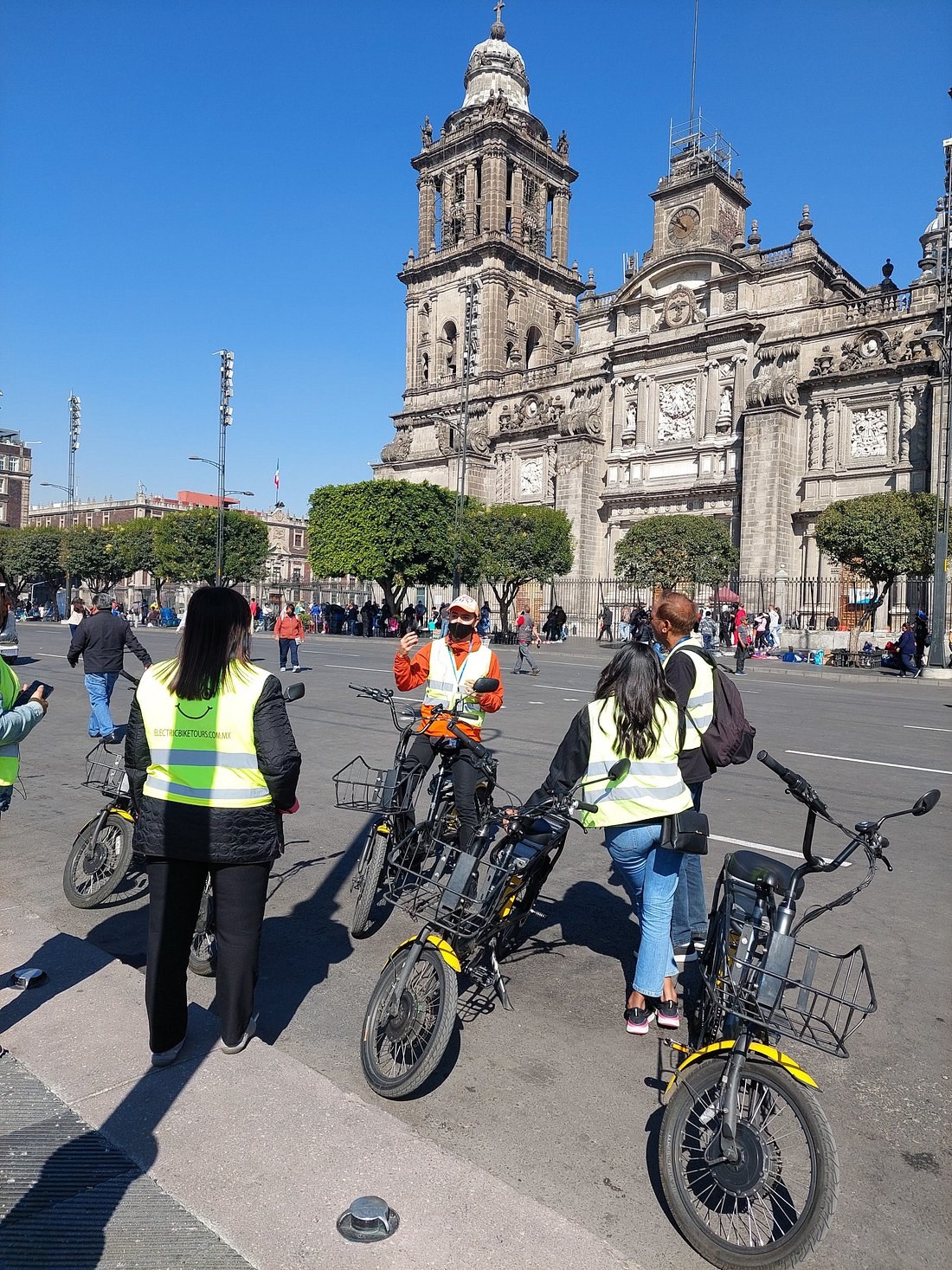 MX - Mexico City - E-bike Tour.jpeg