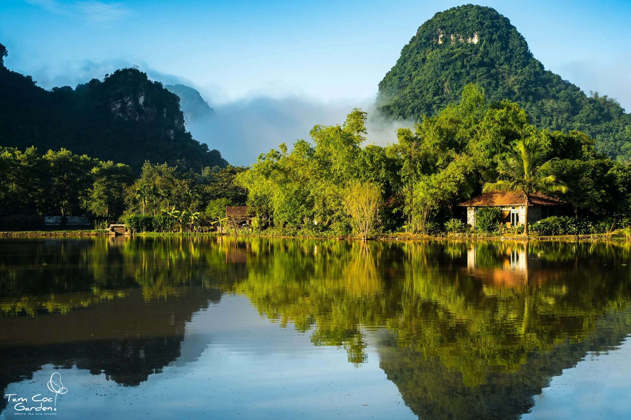 VN - Accommodatie - Tam Coc Garden Resort - Landscape - Lake 3.webp