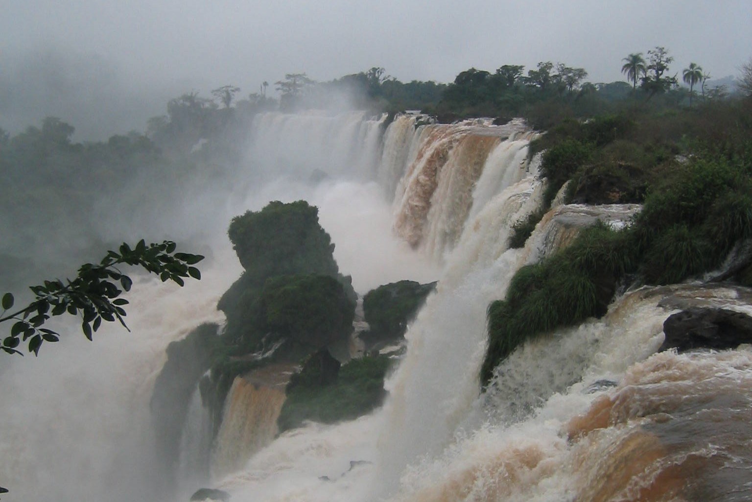 BR - Iguazu excursie - Iguacu Falls.jpg