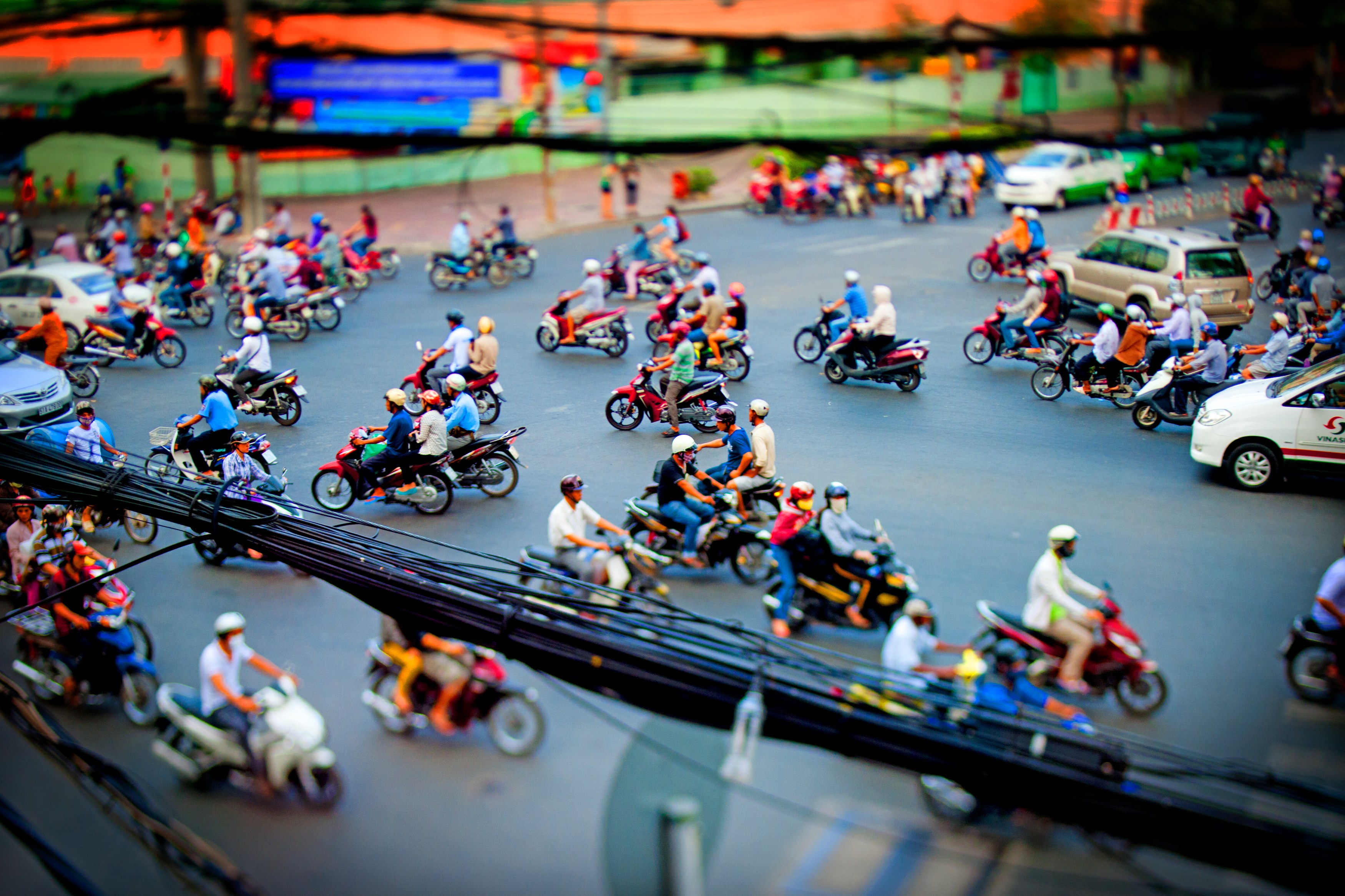 VN - Ho Chi Minh - Scooters.jpg