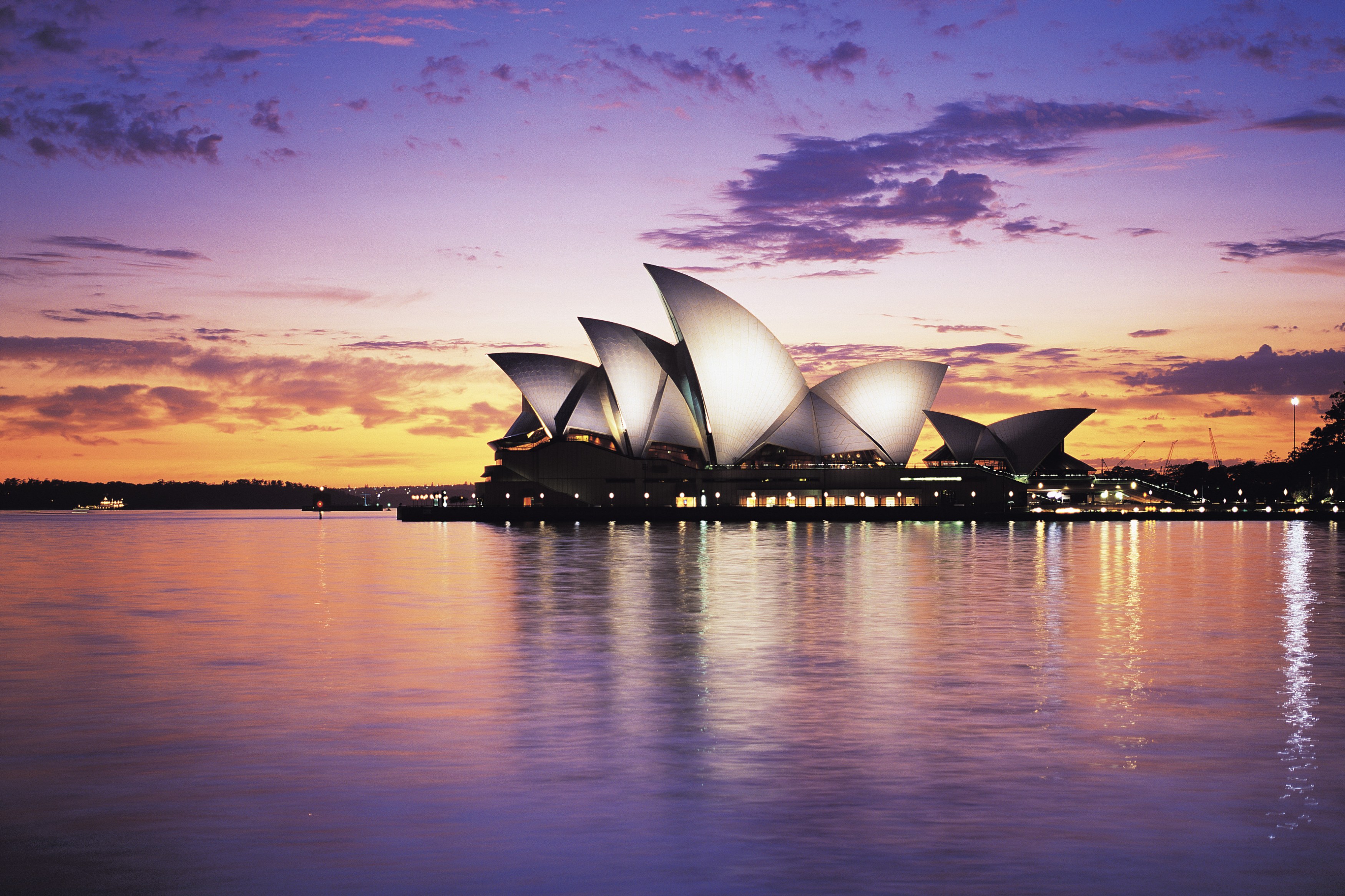 AU - Sydney Opera House sunset.jpg
